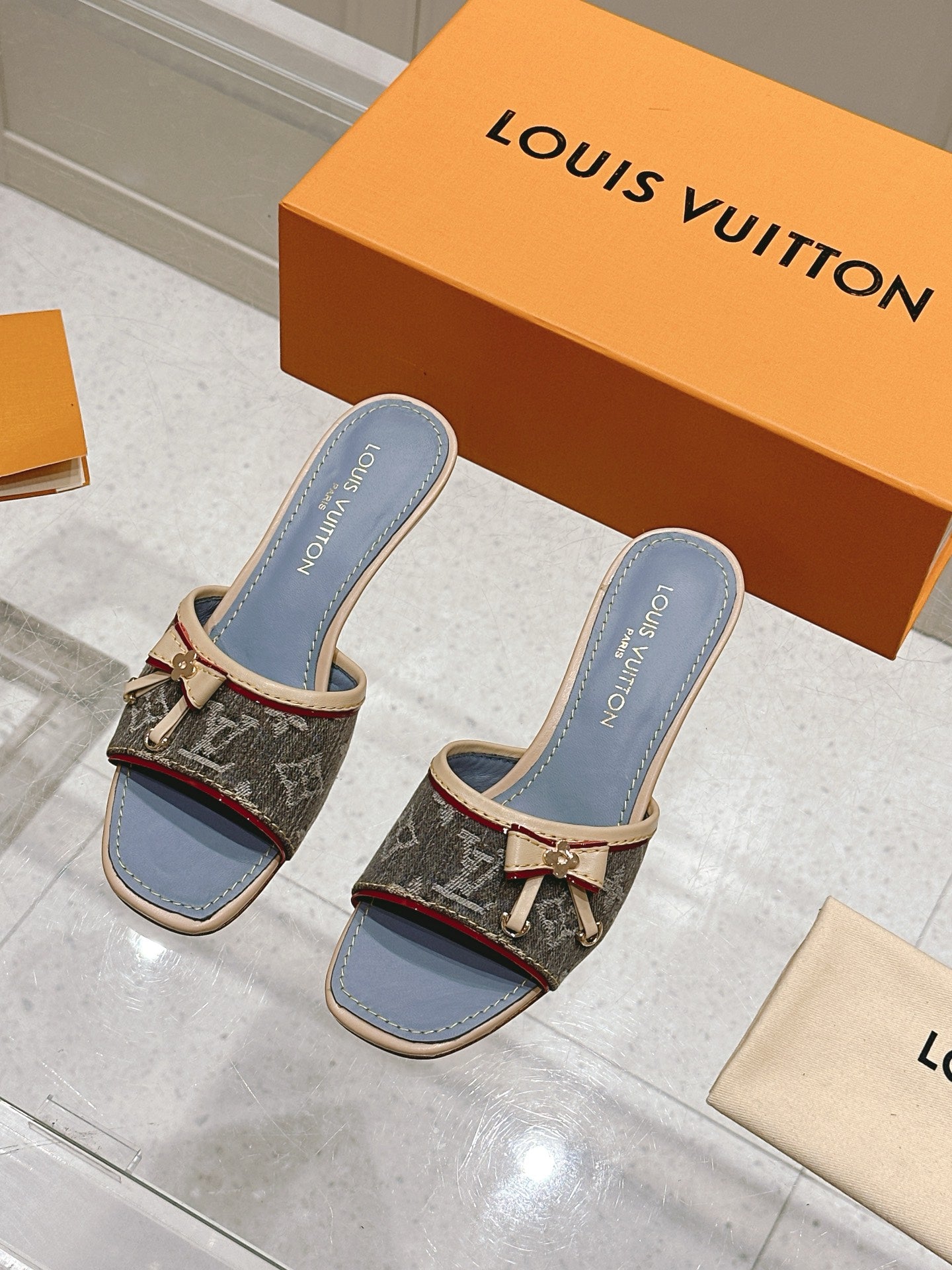 LuxluxHouse Best Quality Women Shoes Louis Vuitton
