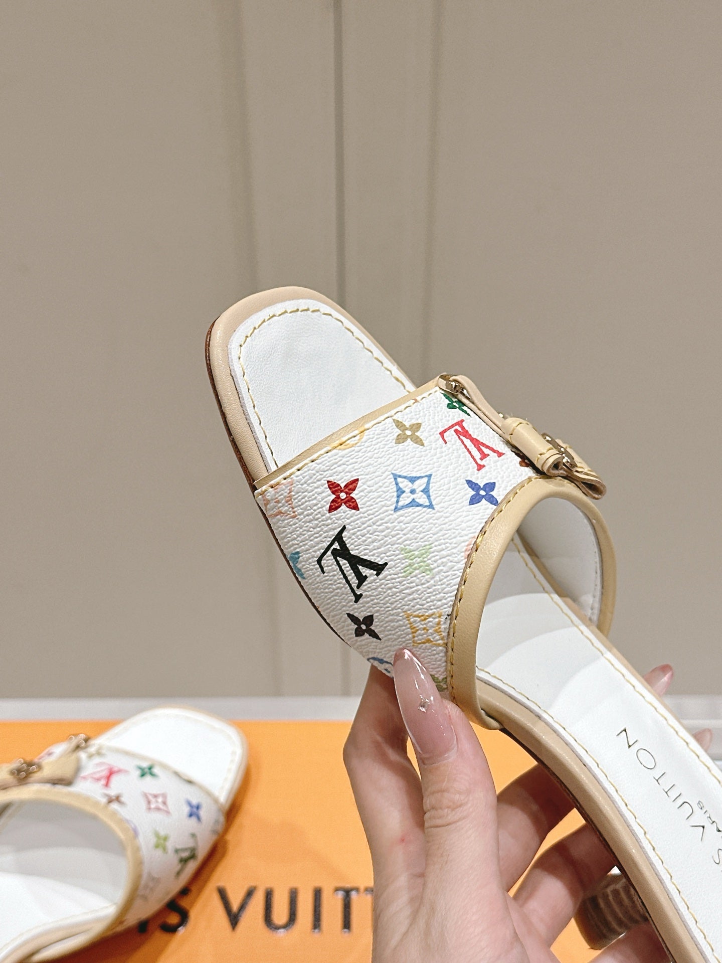 LuxluxHouse Best Quality Women Shoes Louis Vuitton