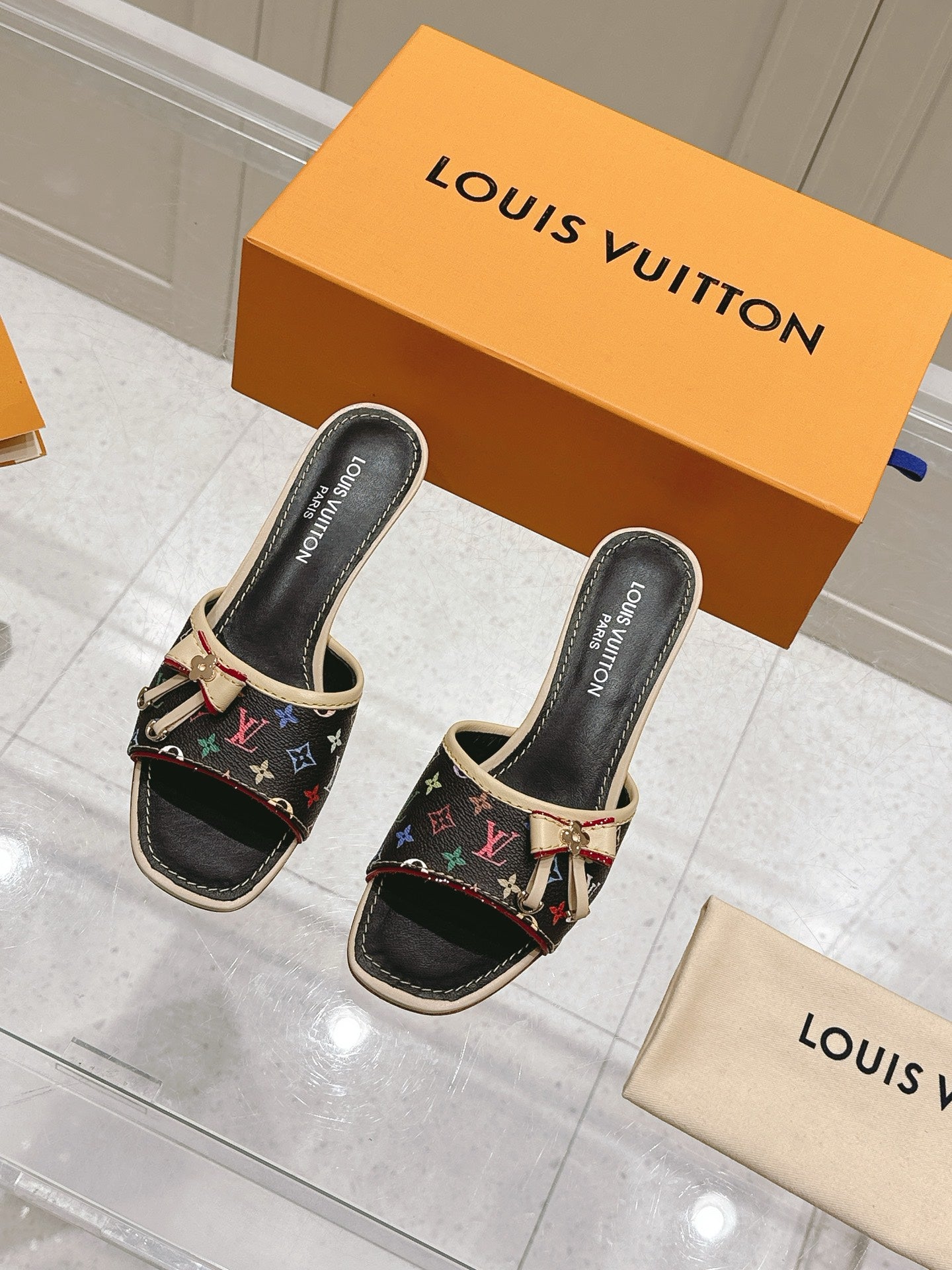 LuxluxHouse Best Quality Women Shoes Louis Vuitton