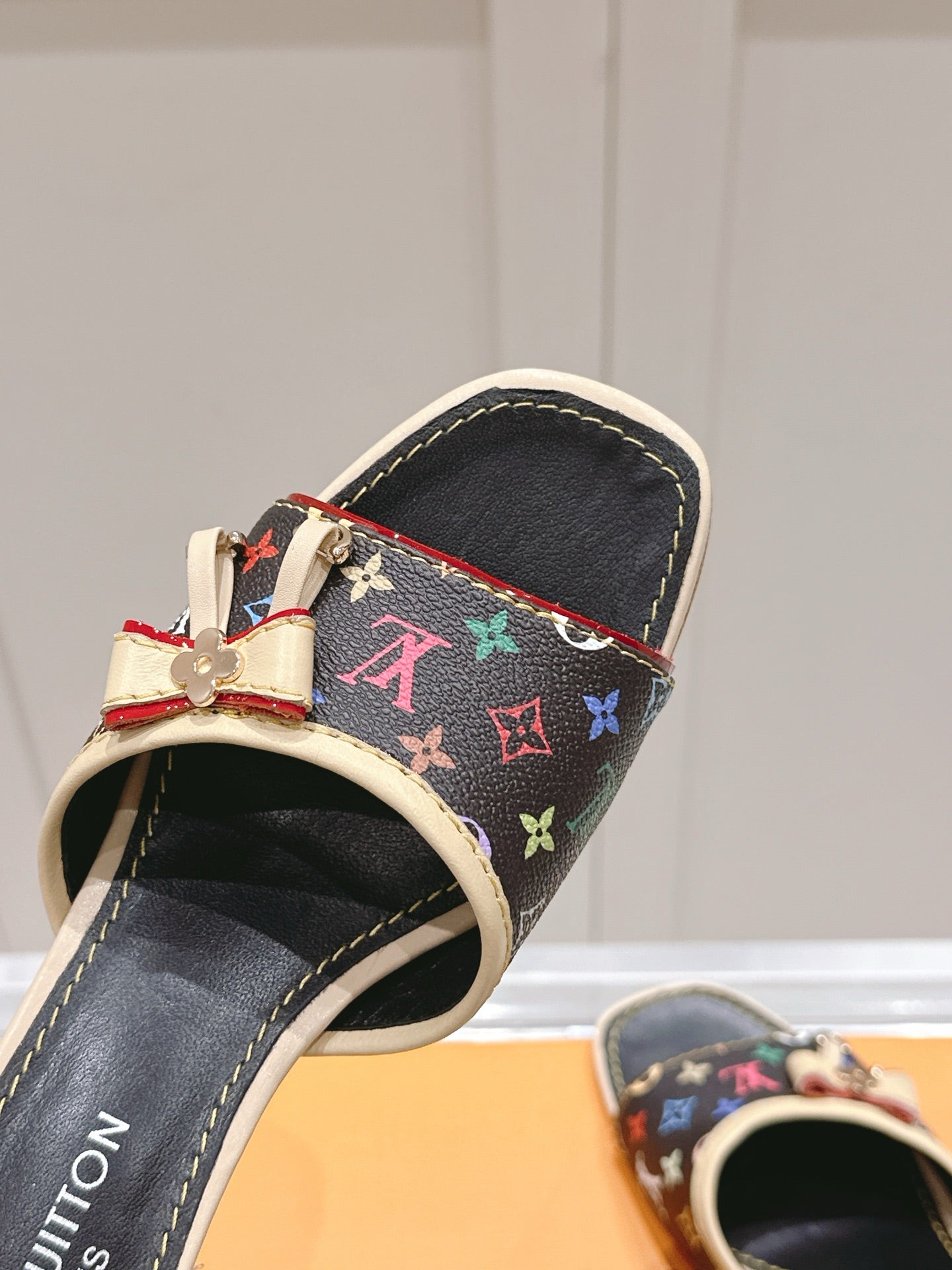 LuxluxHouse Best Quality Women Shoes Louis Vuitton