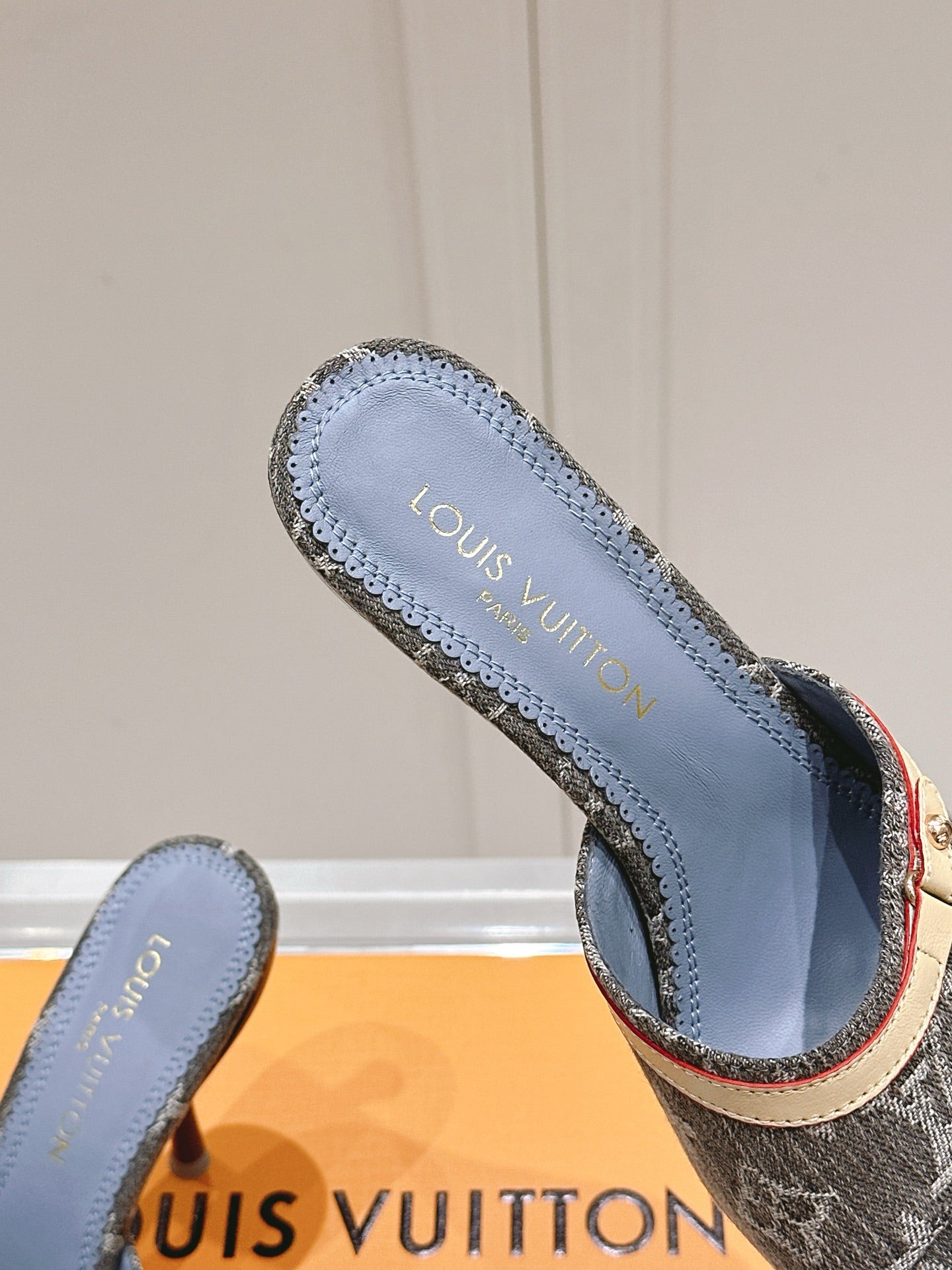 LuxluxHouse Best Quality Women Shoes Louis Vuitton