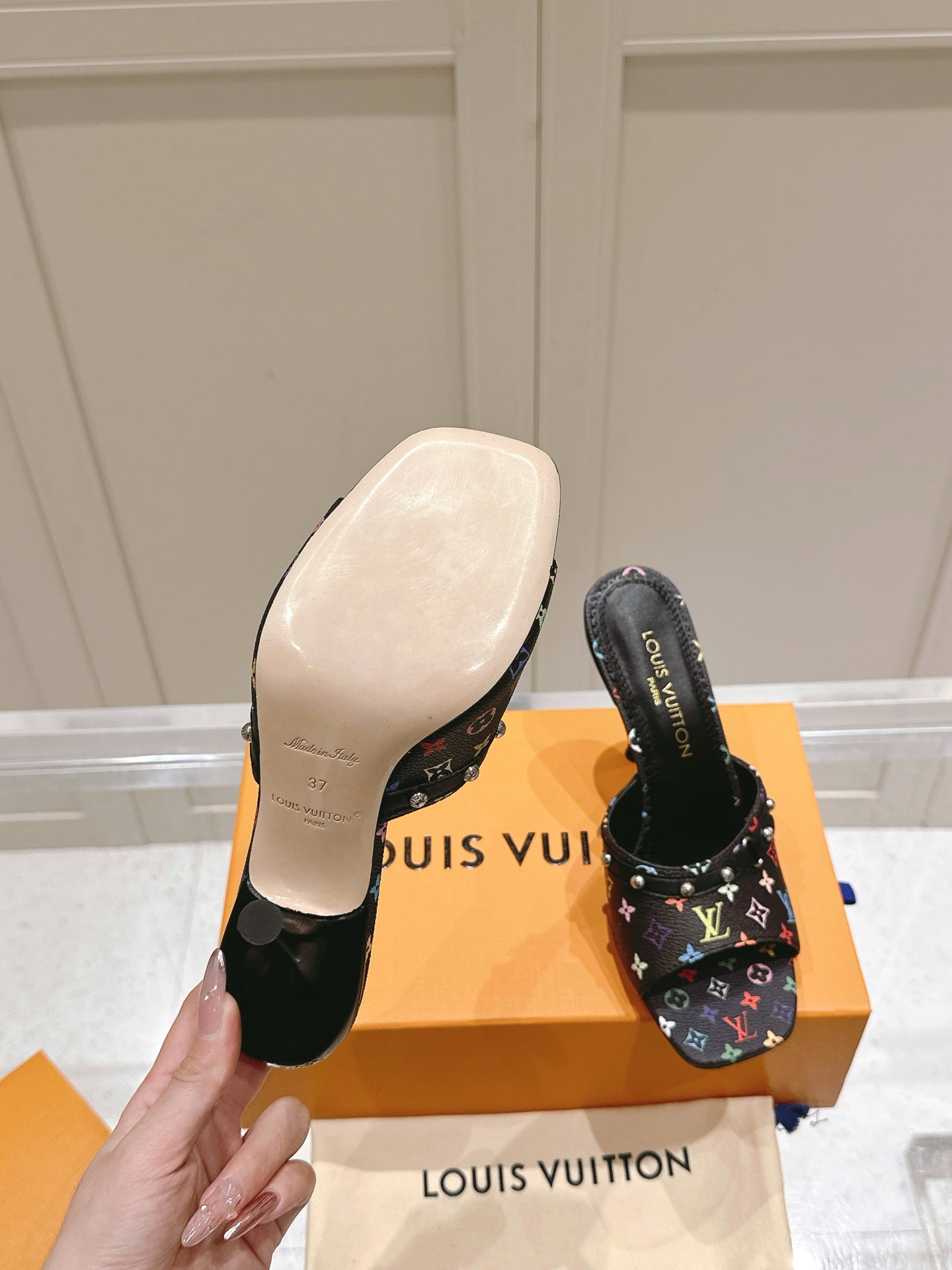 LuxluxHouse Best Quality Women Shoes Louis Vuitton