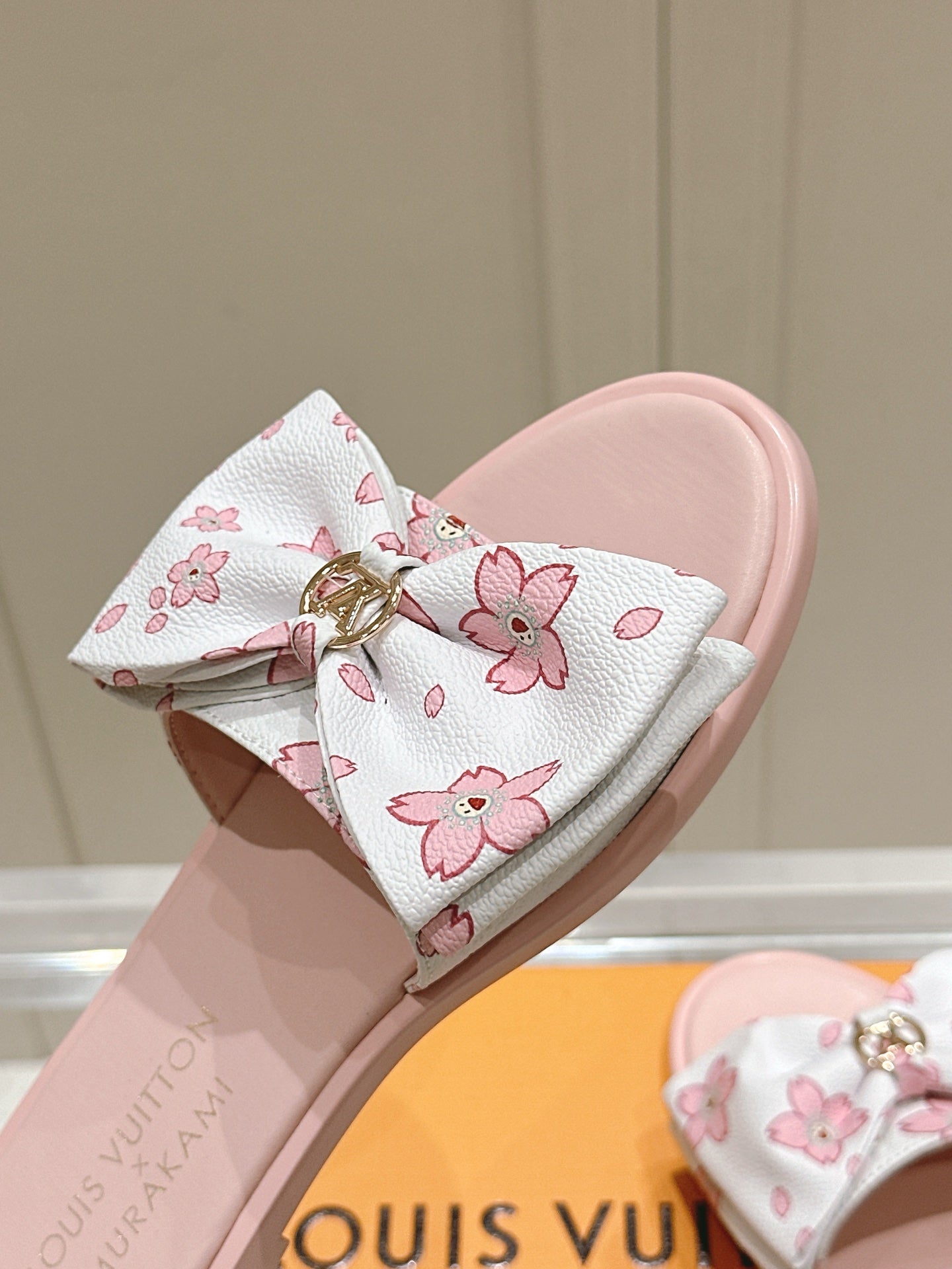 LuxluxHouse Best Quality Women Shoes Louis Vuitton
