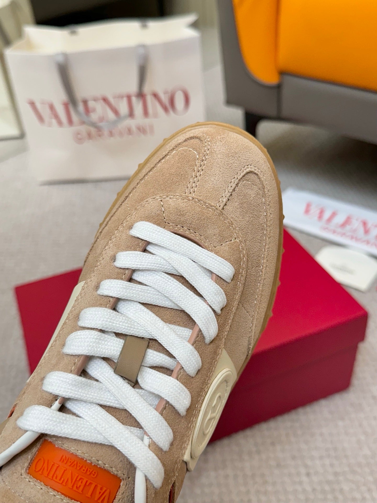 LuxluxHouse Best Quality Shoes Valentino