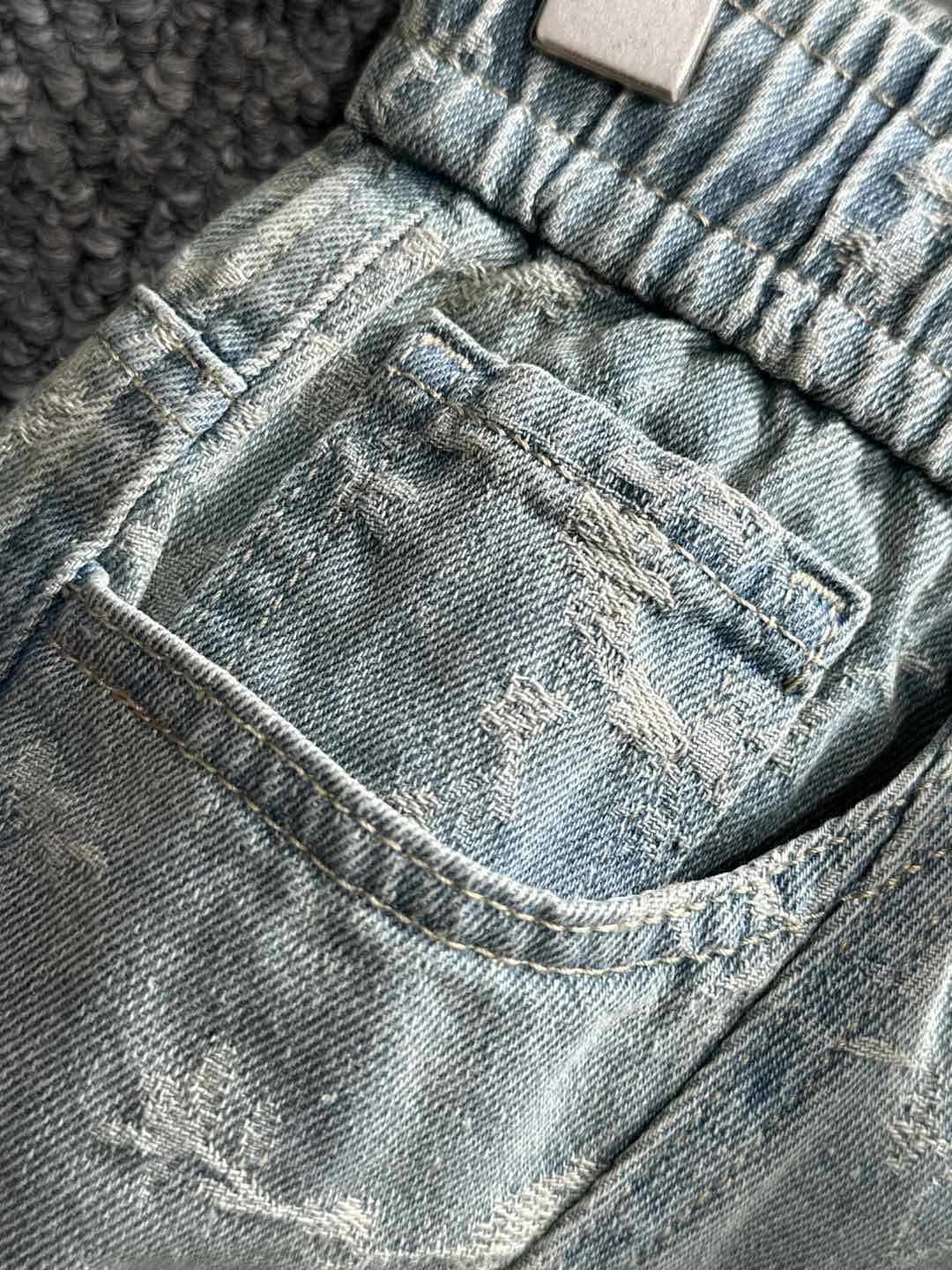 LuxluxHouse Best Quality Clothes Pants Moncler