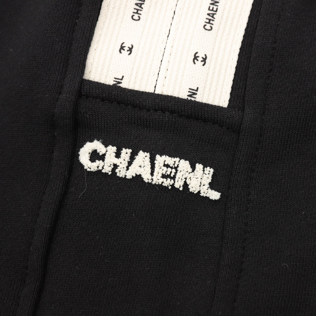 LuxluxHouse Best Quality Clothes Pants Chanel & Maison Margiela