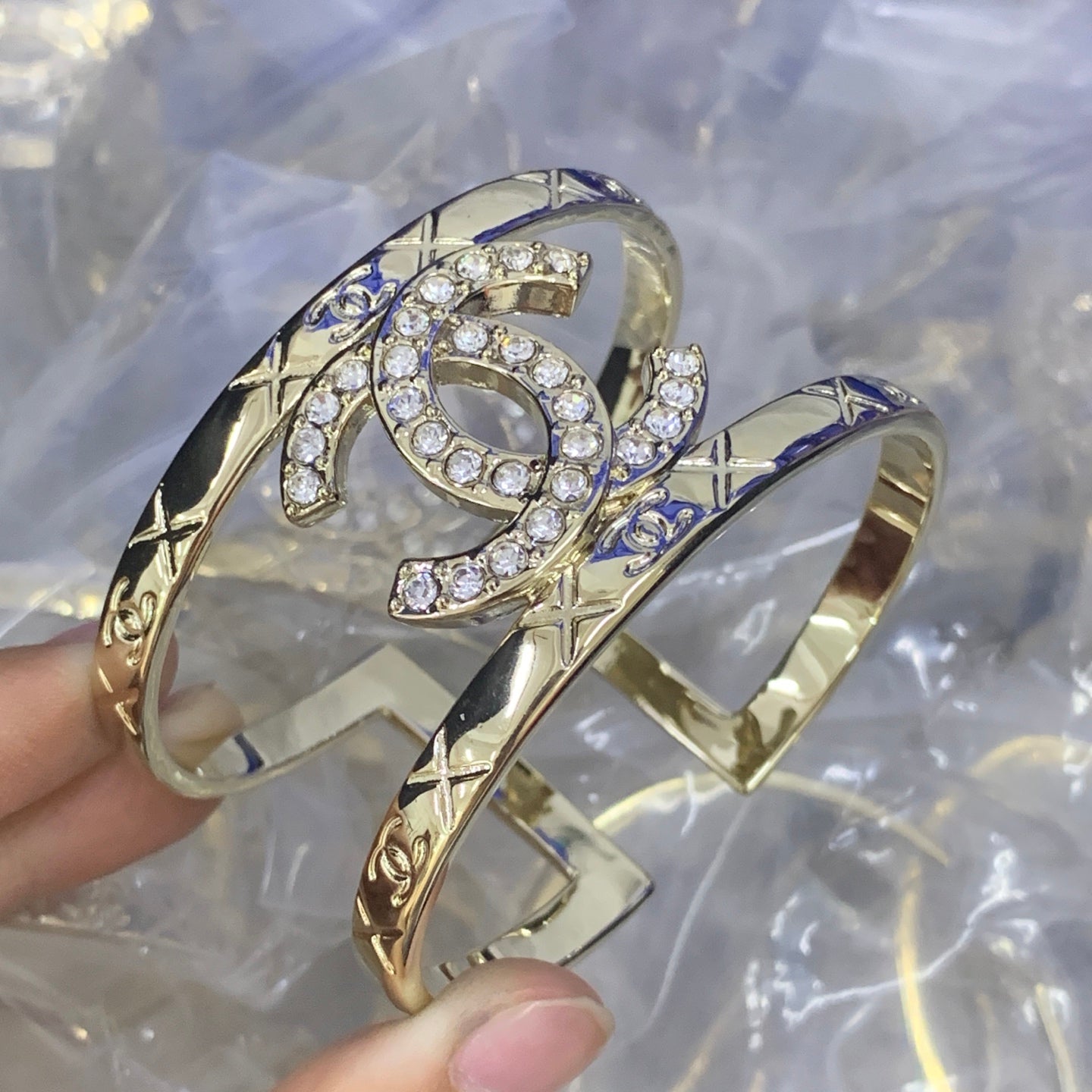 LuxluxHouse Low Price And High Quality Accessories Chanel