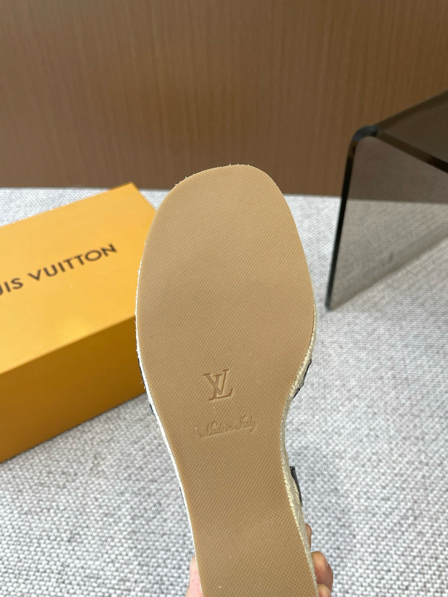 LuxluxHouse Best Quality Women Shoes Louis Vuitton