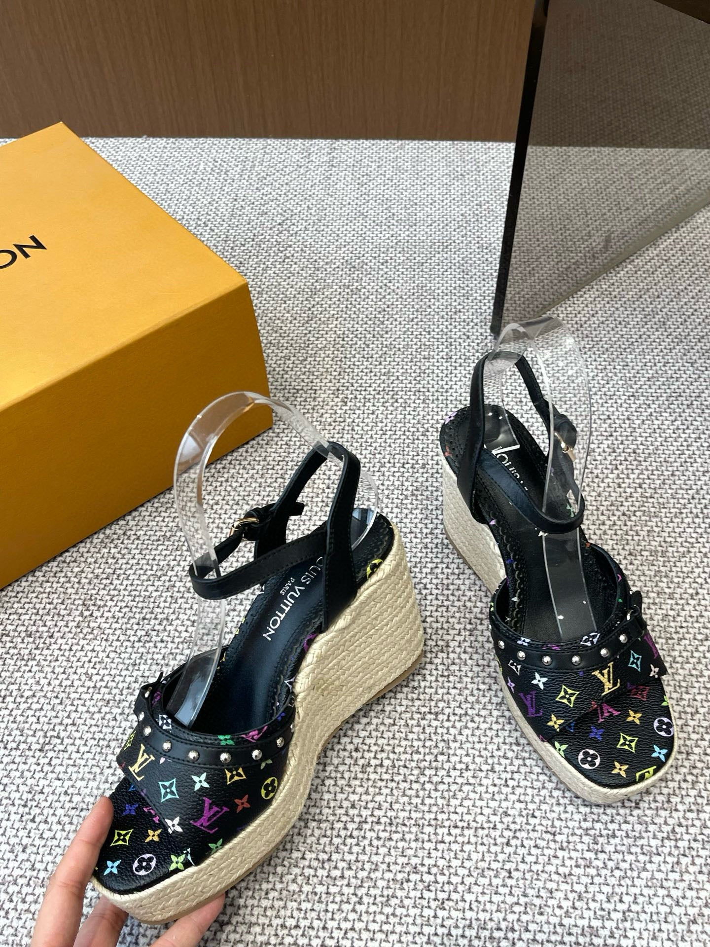 LuxluxHouse Best Quality Women Shoes Louis Vuitton