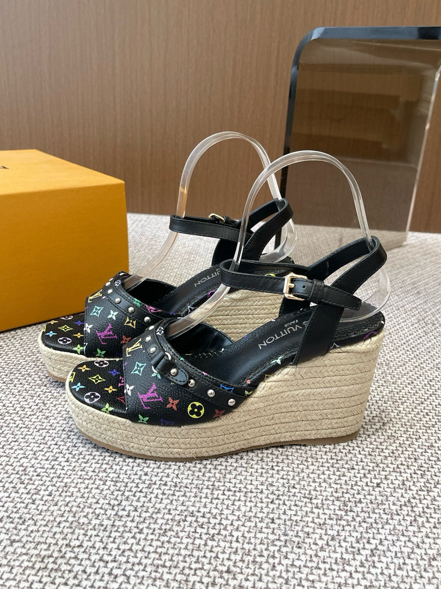 LuxluxHouse Best Quality Women Shoes Louis Vuitton