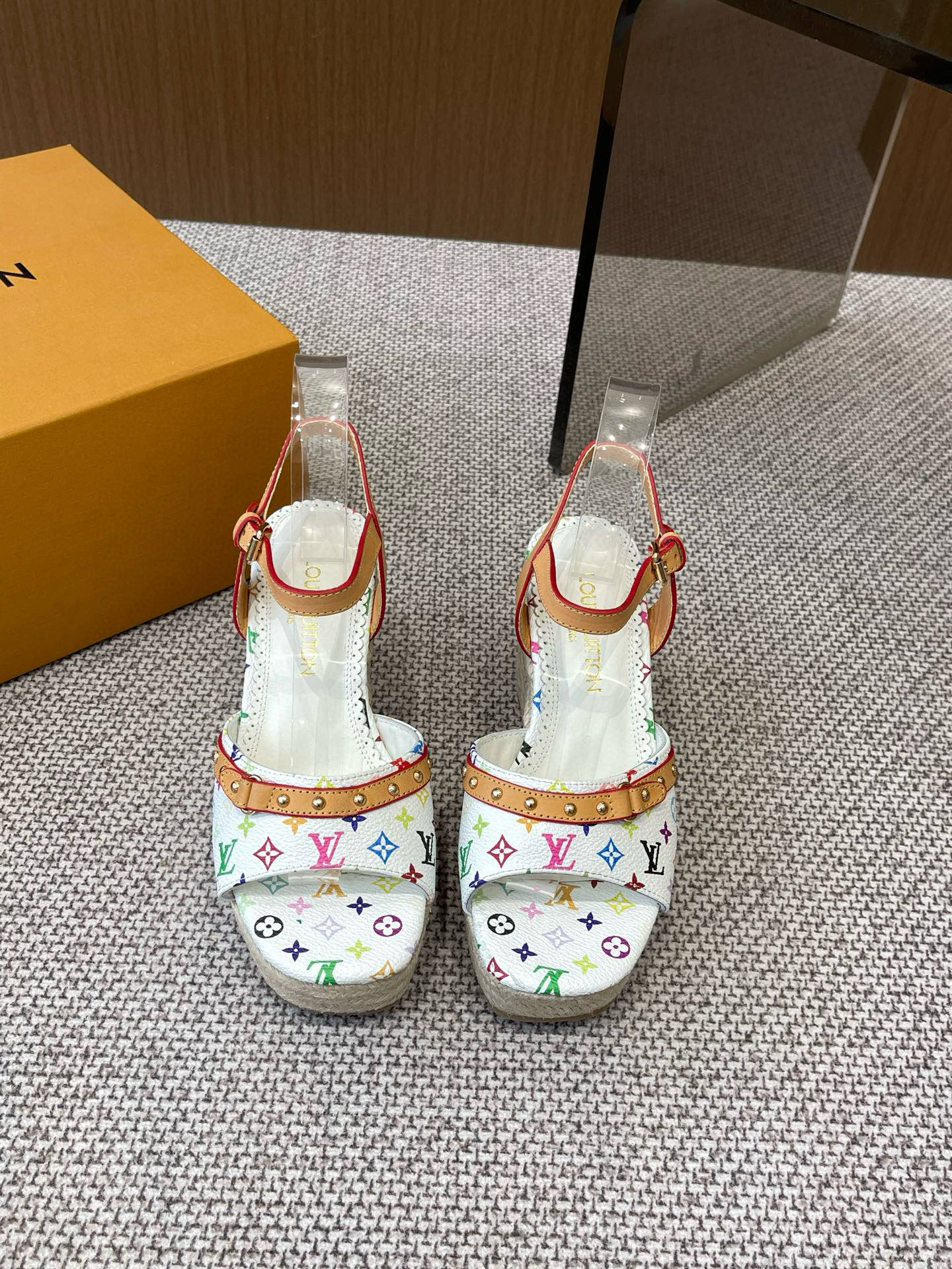 LuxluxHouse Best Quality Women Shoes Louis Vuitton