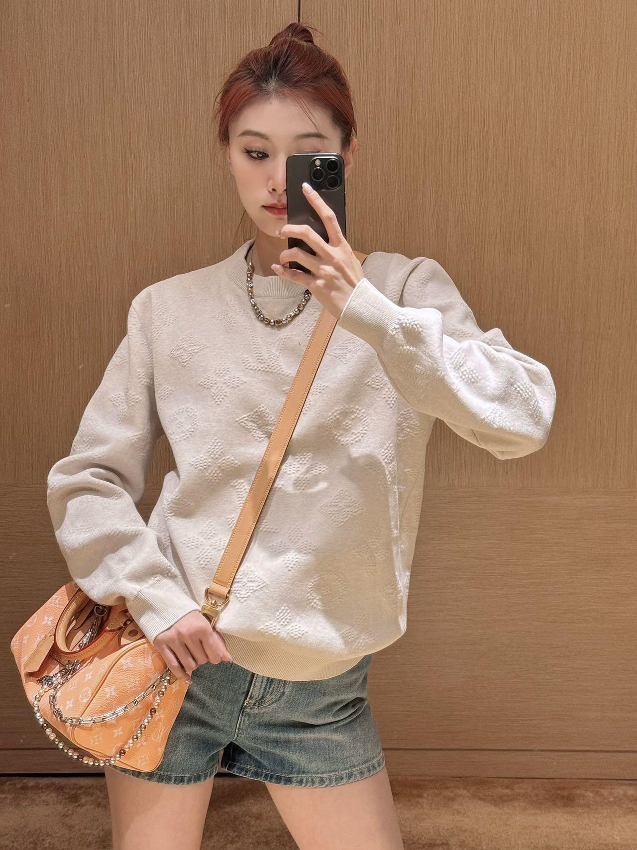 LuxluxHouse Best Quality Clothes Hoodie & Sweater Louis Vuitton