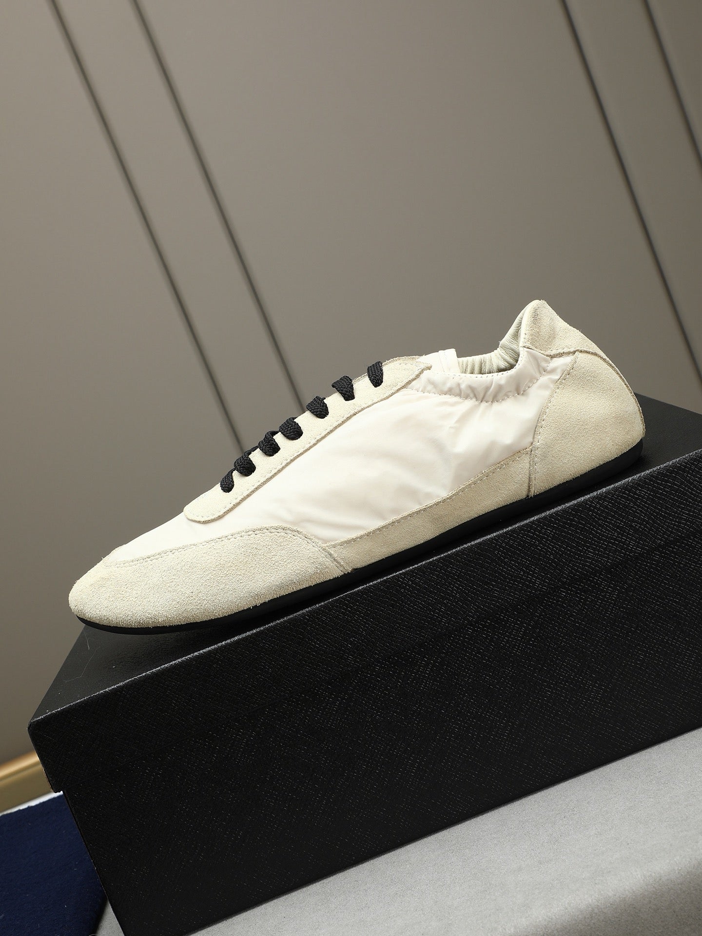 LuxluxHouse Best Quality Shoes Prada