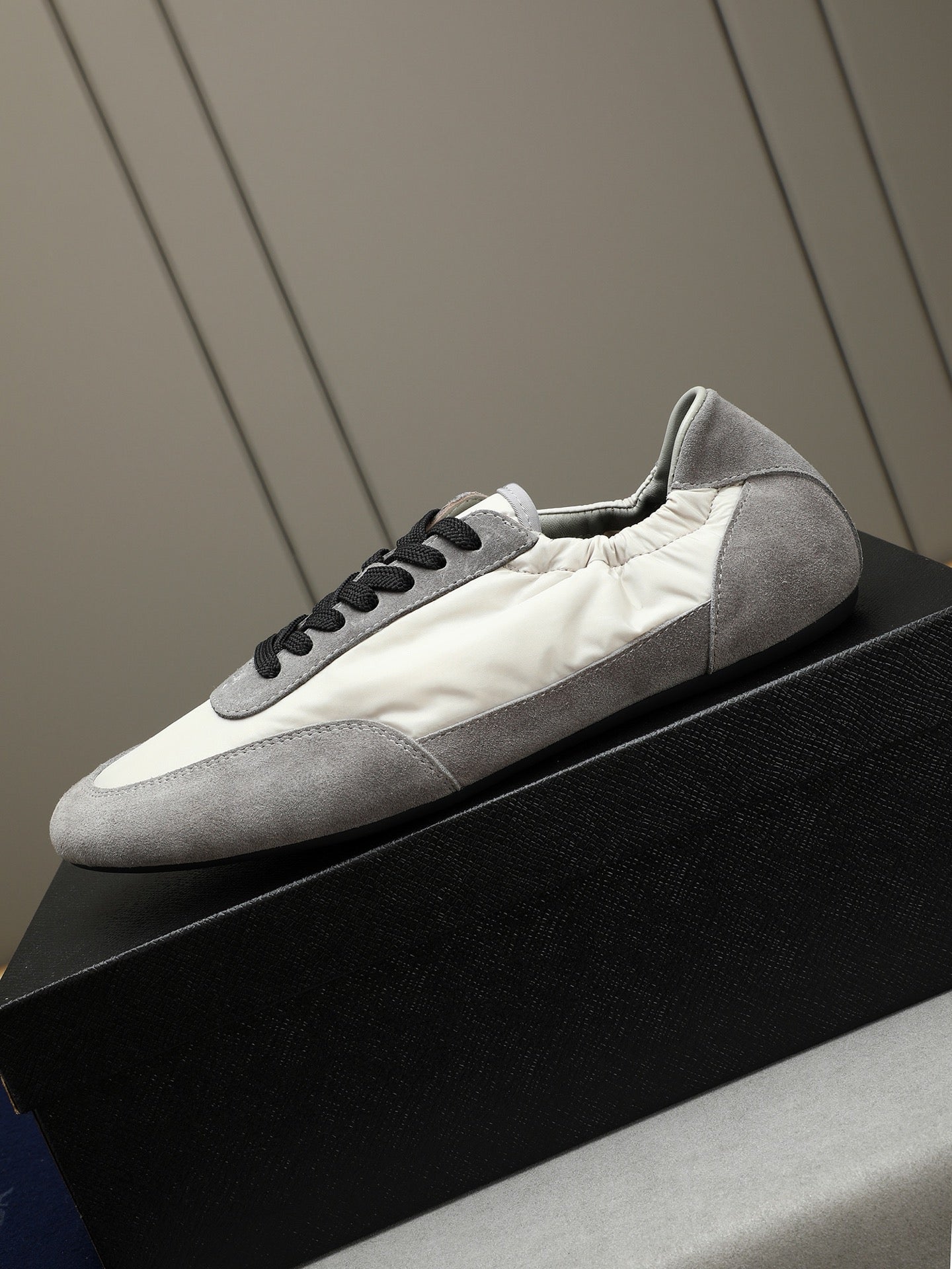 LuxluxHouse Best Quality Shoes Prada