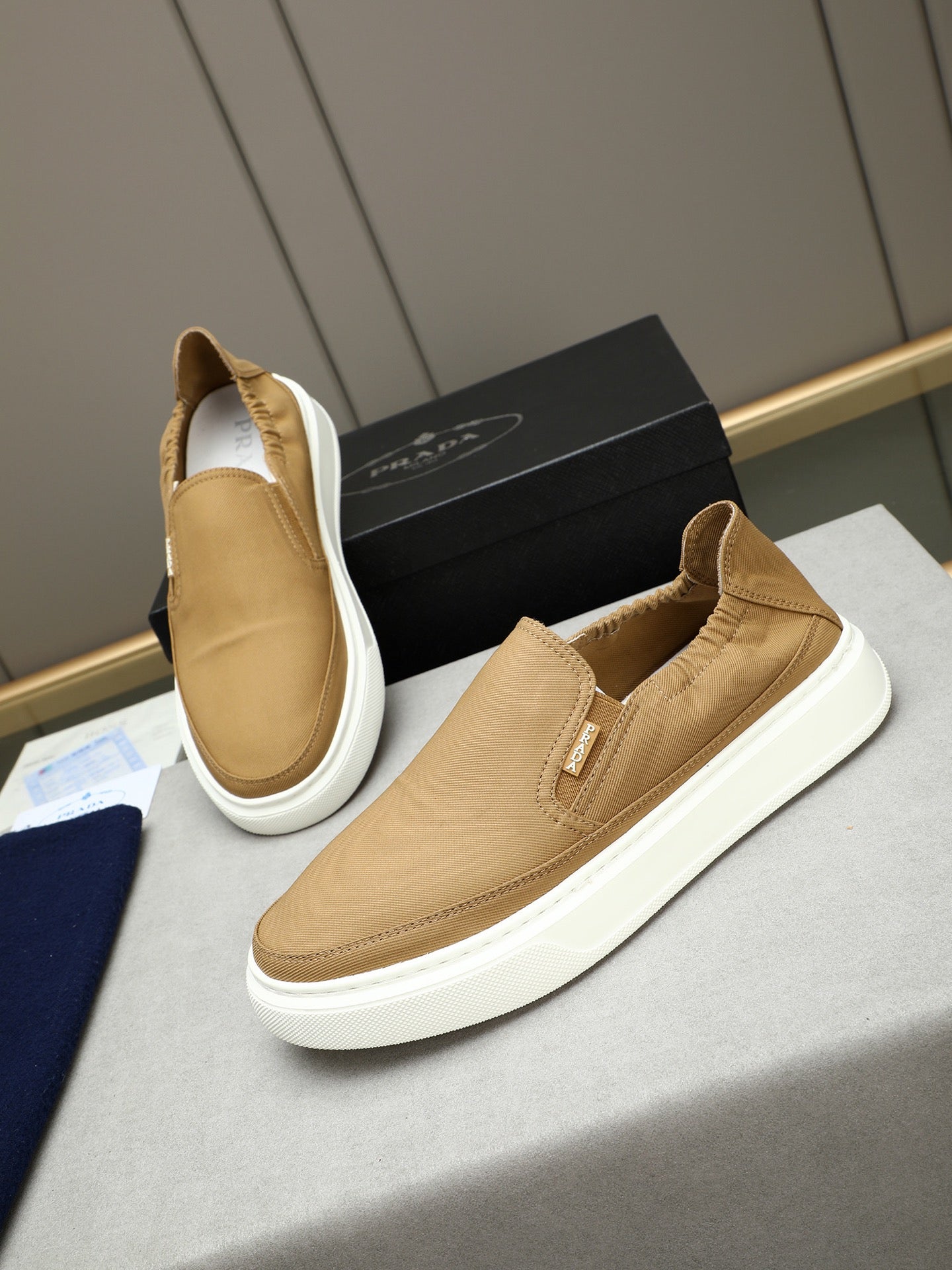 LuxluxHouse Best Quality Shoes Prada
