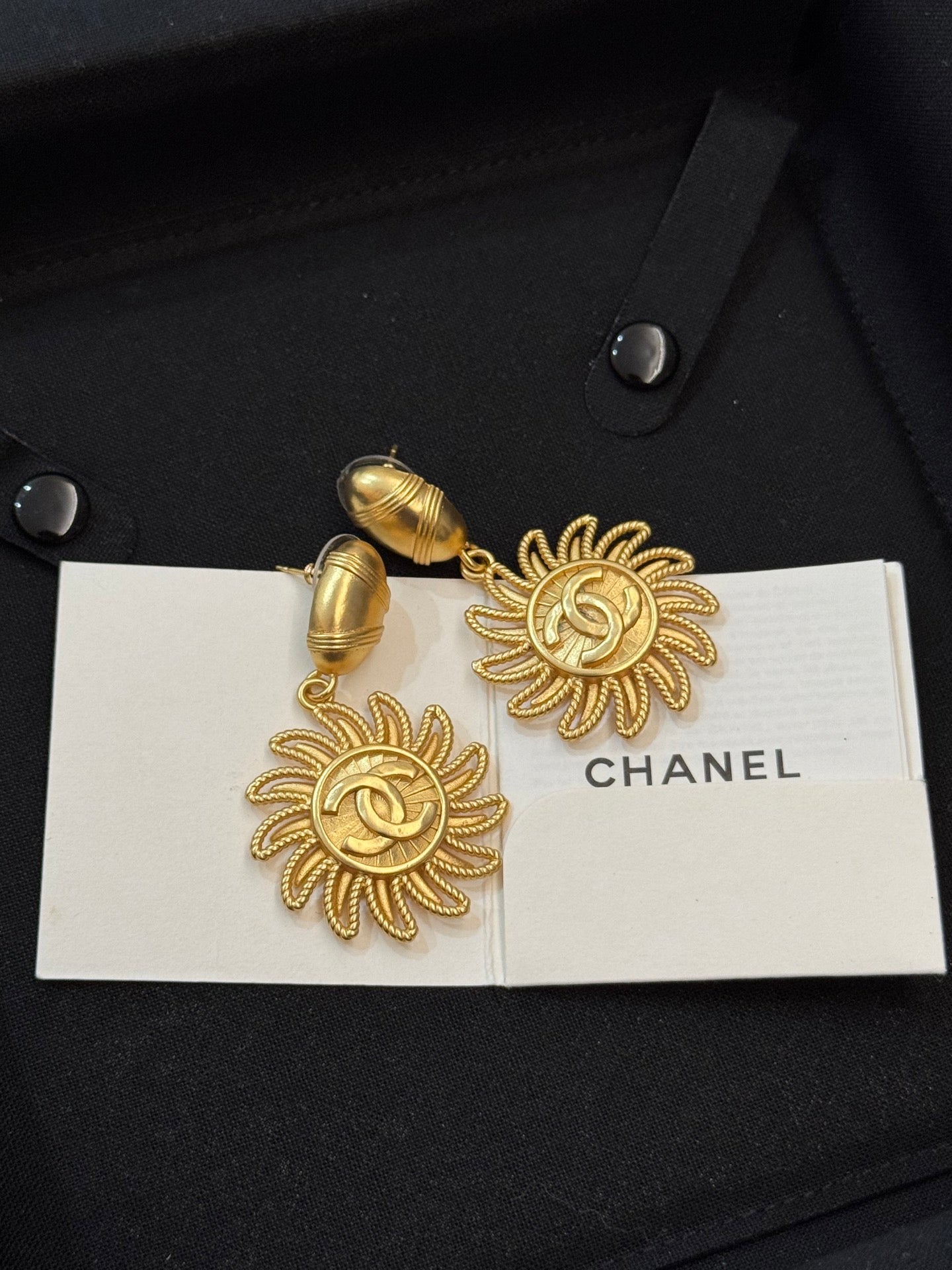 LuxluxHouse Low Price And High Quality Accessories Chanel