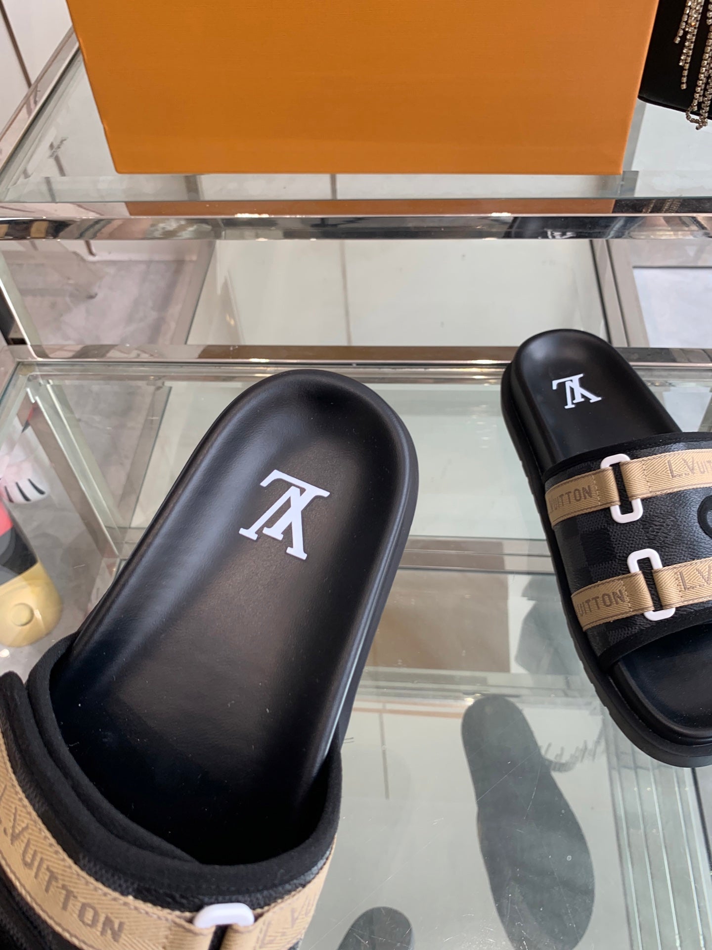 LuxluxHouse Best Quality Sandals Louis Vuitton