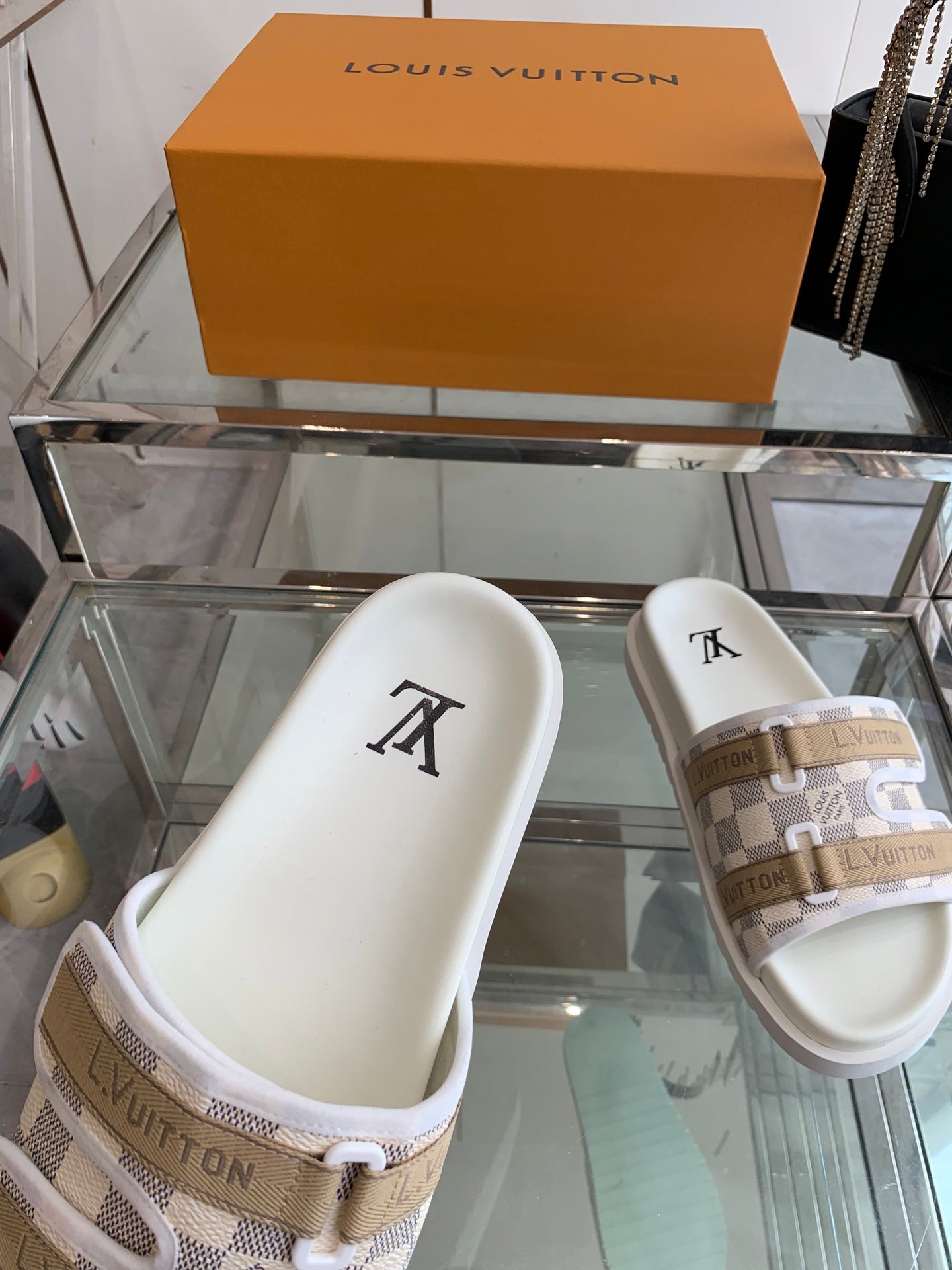 LuxluxHouse Best Quality Sandals Louis Vuitton