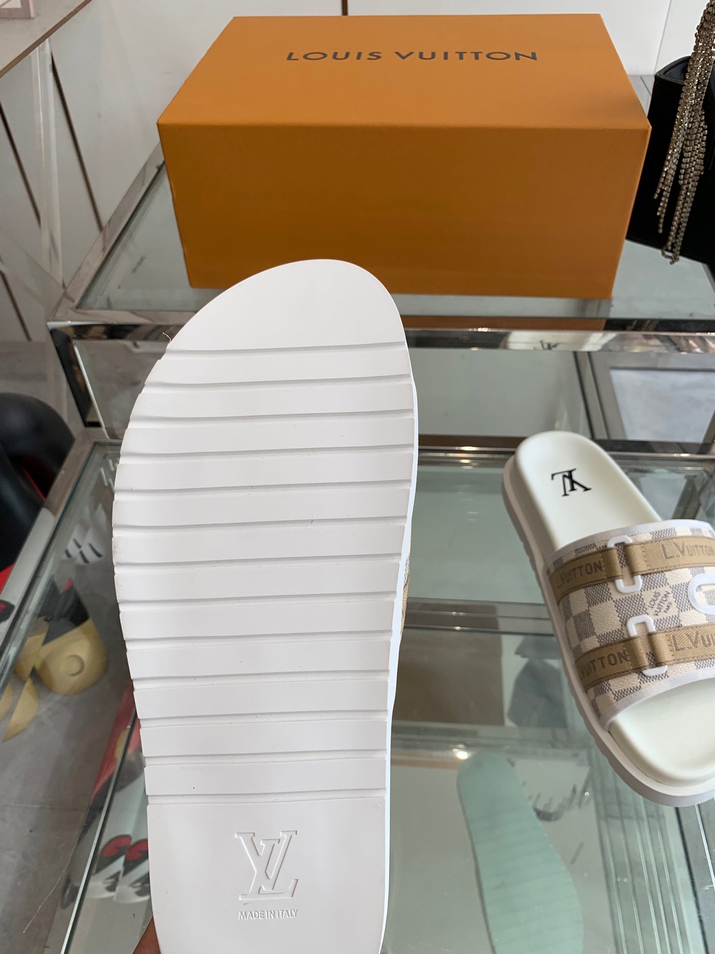 LuxluxHouse Best Quality Sandals Louis Vuitton