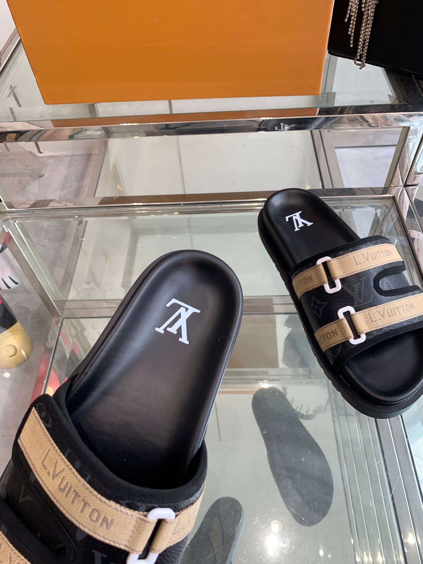 LuxluxHouse Best Quality Sandals Louis Vuitton