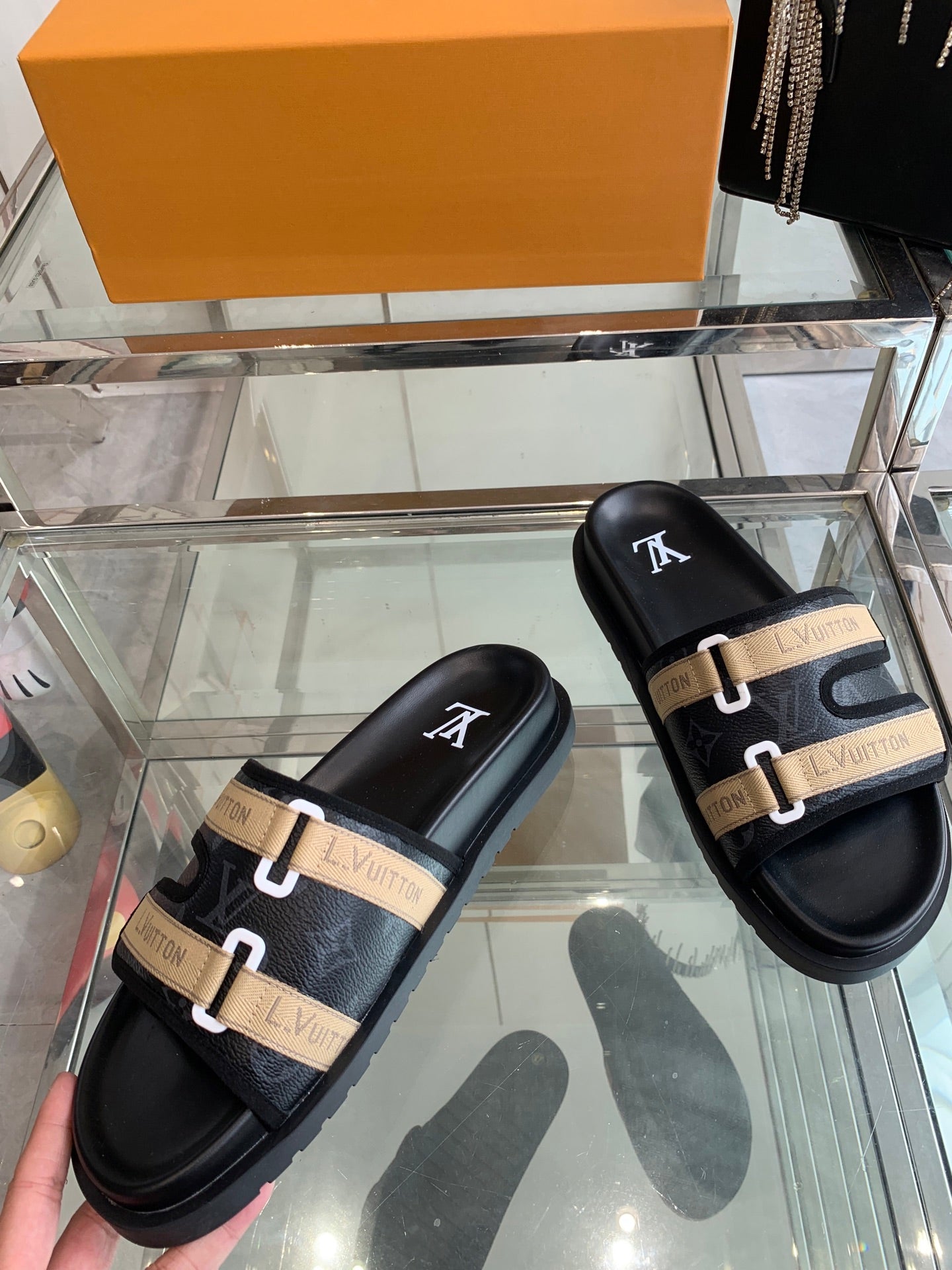 LuxluxHouse Best Quality Sandals Louis Vuitton