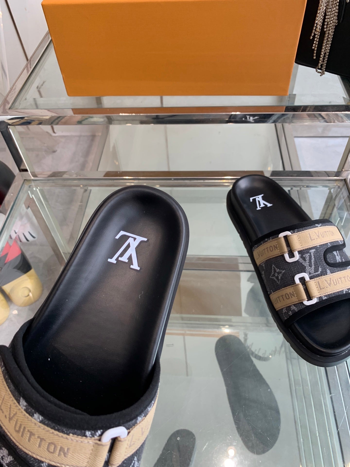 LuxluxHouse Best Quality Sandals Louis Vuitton