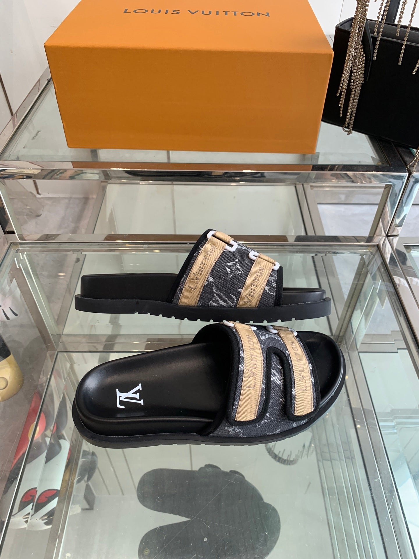 LuxluxHouse Best Quality Sandals Louis Vuitton