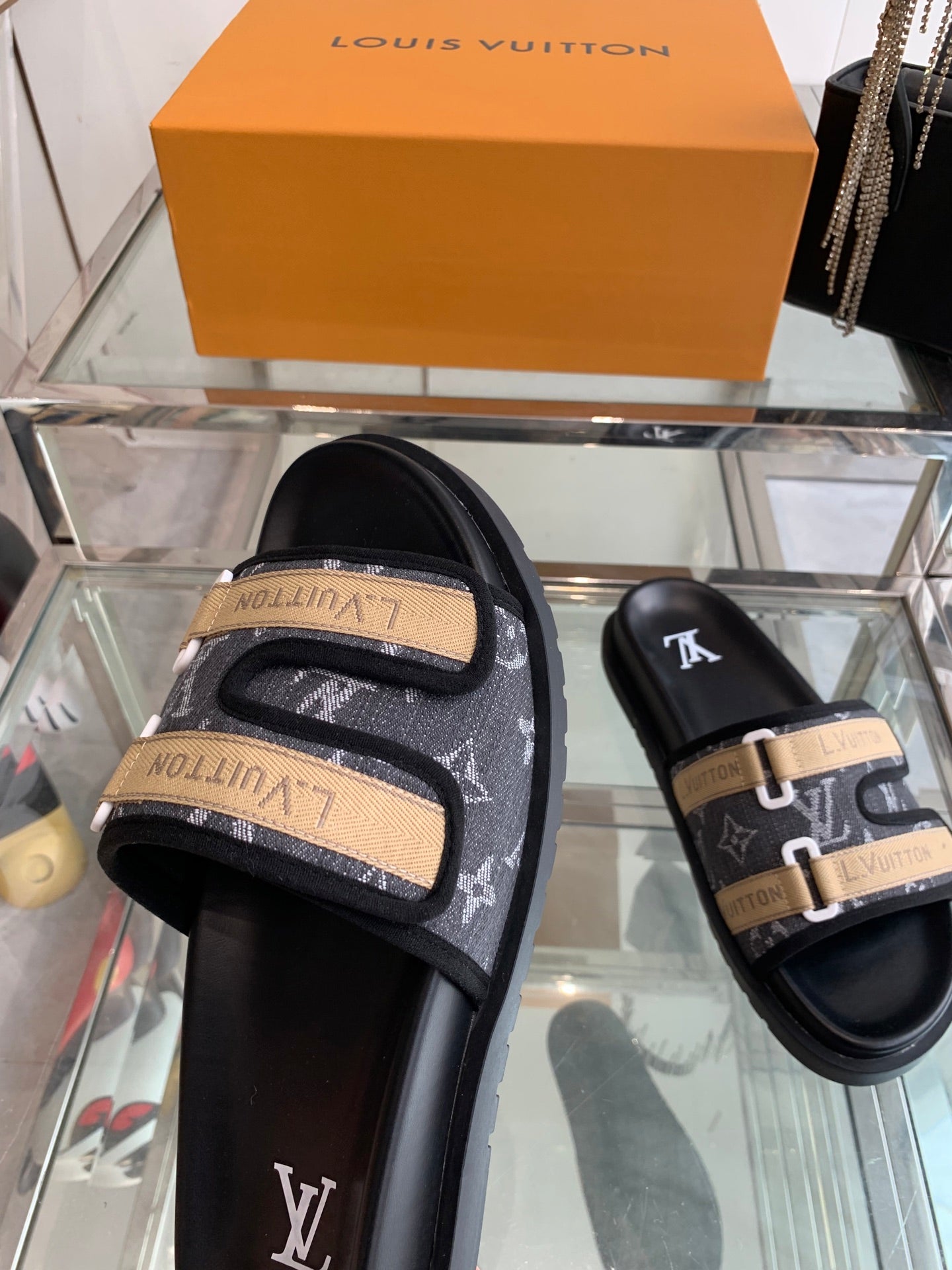 LuxluxHouse Best Quality Sandals Louis Vuitton