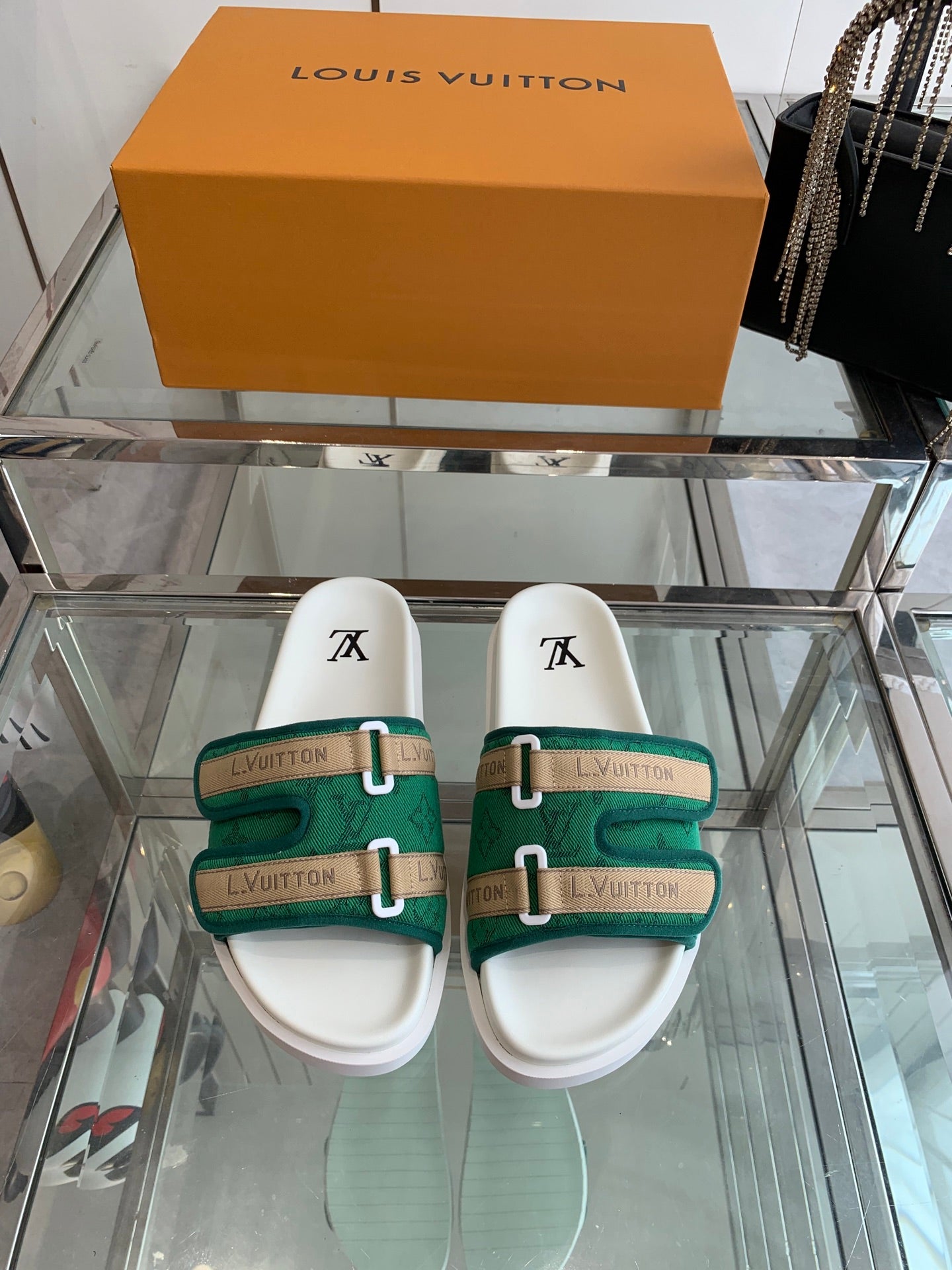 LuxluxHouse Best Quality Sandals Louis Vuitton