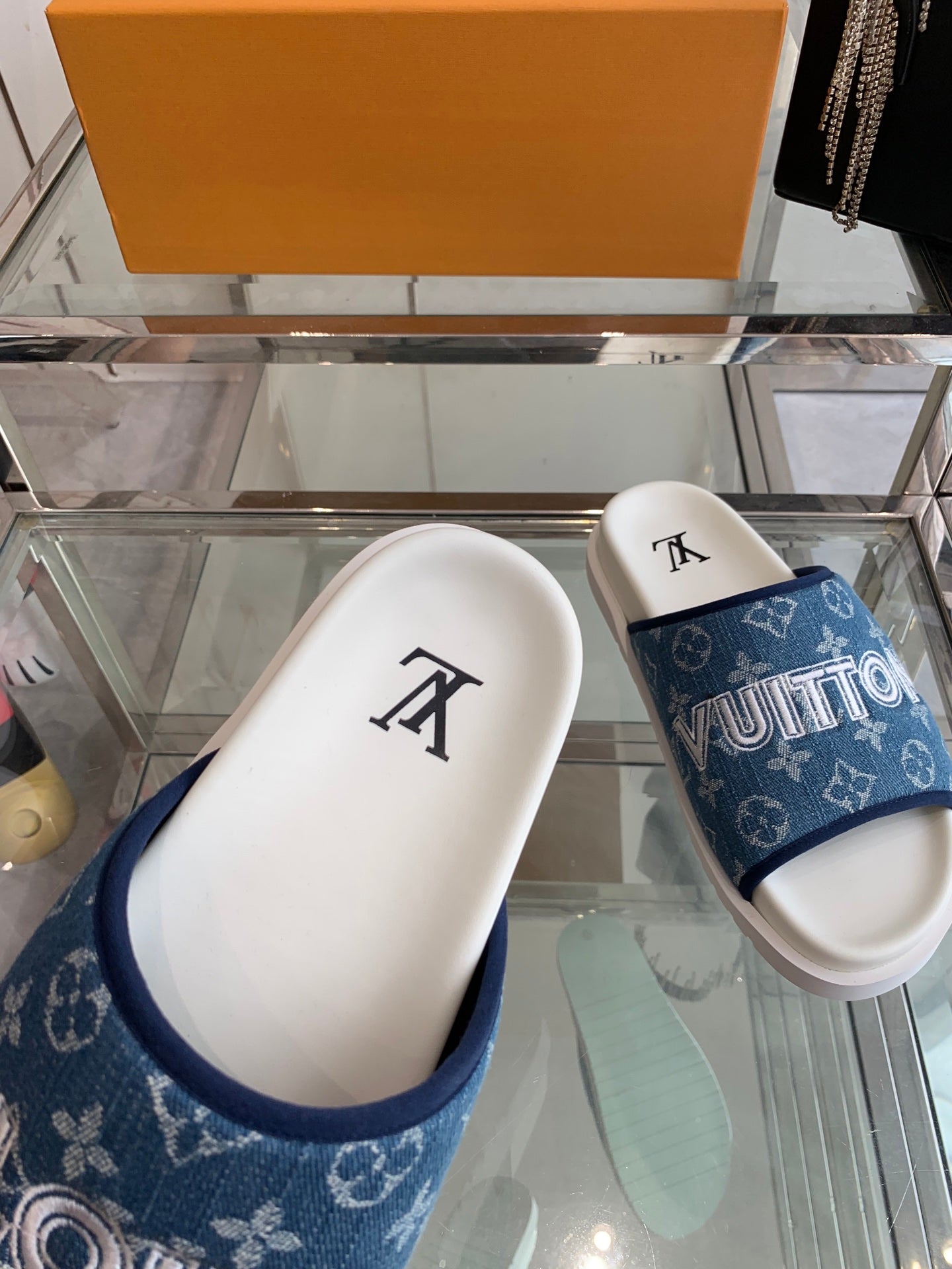 LuxluxHouse Best Quality Sandals Louis Vuitton