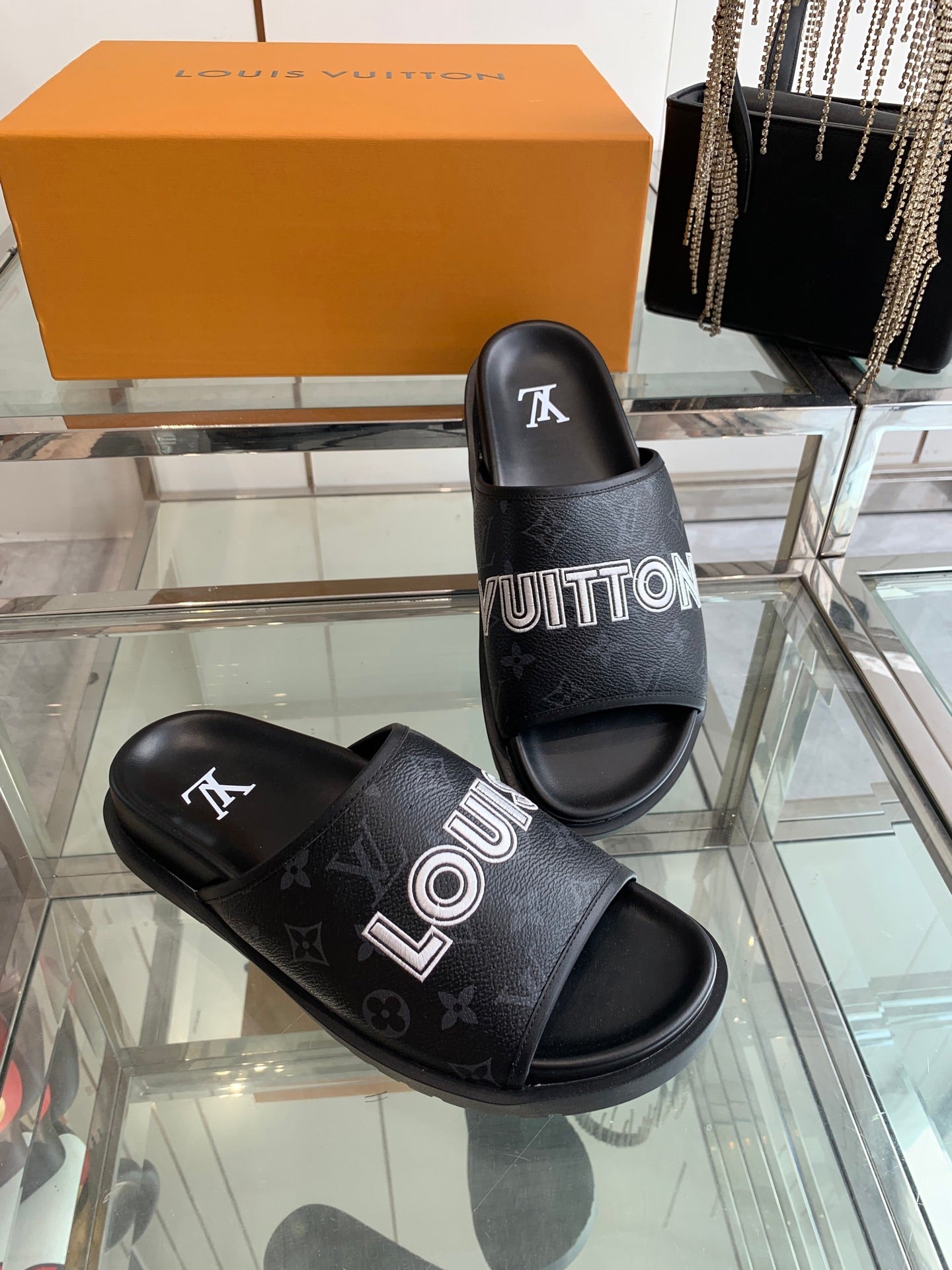 LuxluxHouse Best Quality Sandals Louis Vuitton