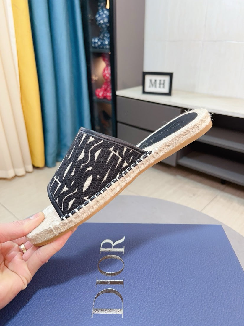 LuxluxHouse Best Quality Sandals Dior
