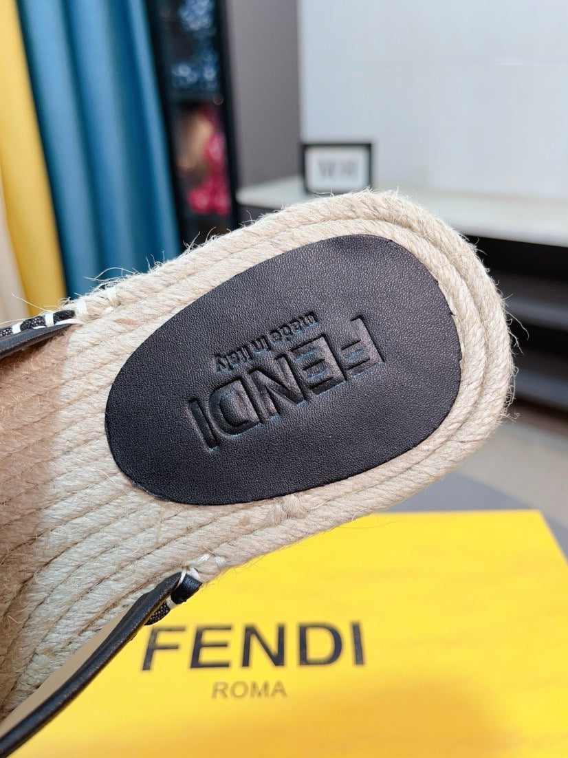 LuxluxHouse Best Quality Sandals Fendi