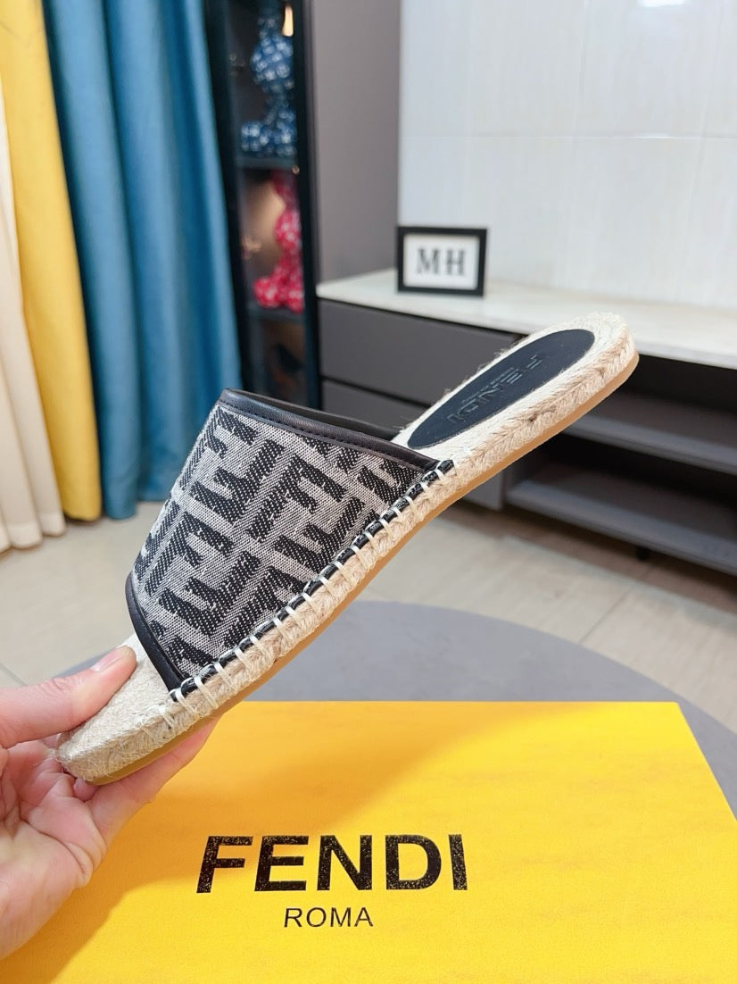 LuxluxHouse Best Quality Sandals Fendi