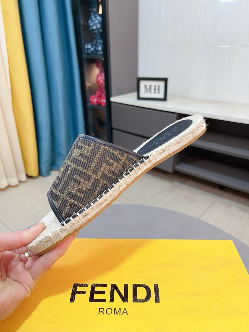 LuxluxHouse Best Quality Sandals Fendi