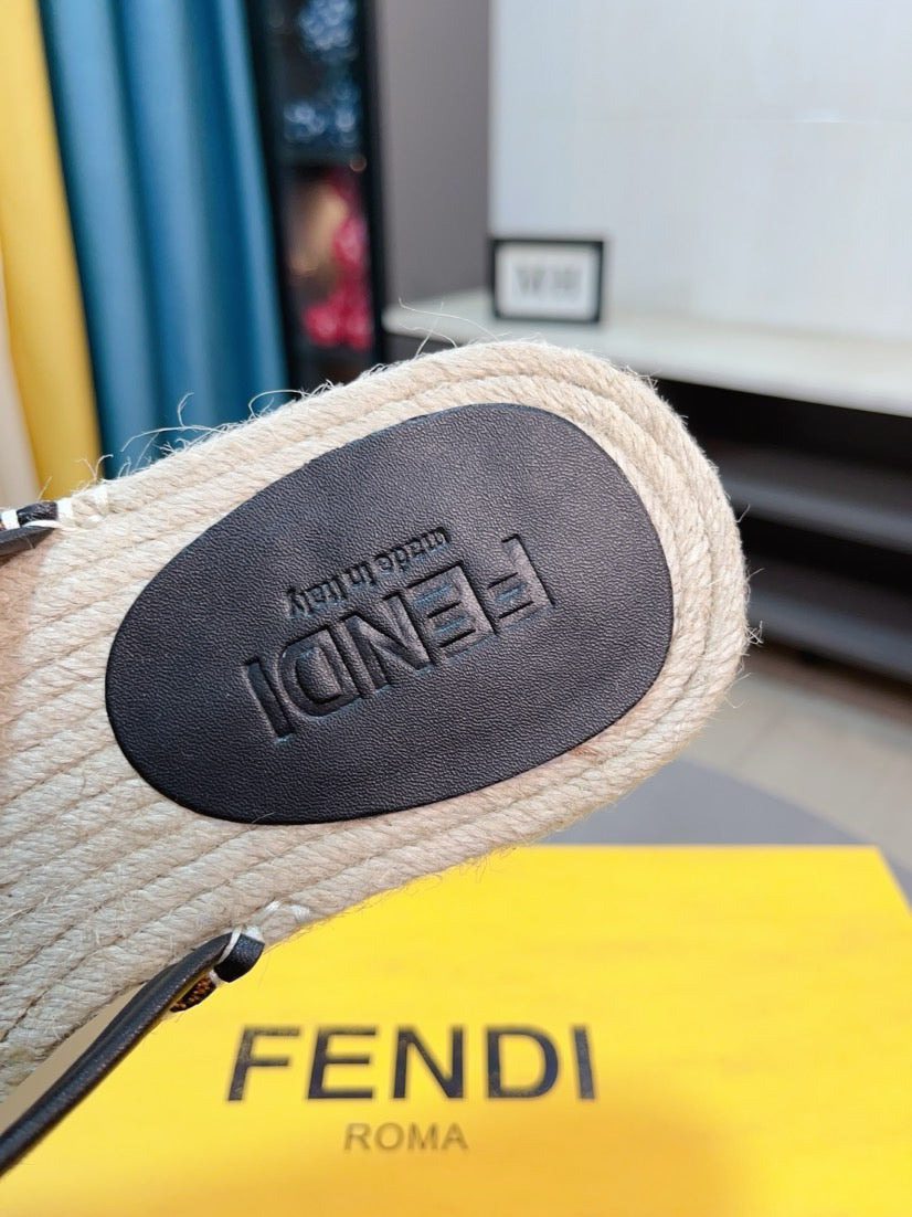 LuxluxHouse Best Quality Sandals Fendi