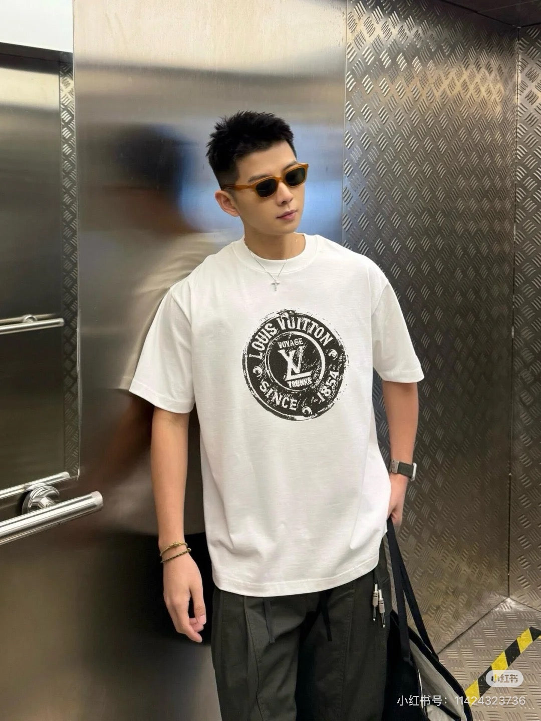 LuxluxHouse Best Quality Clothes T-shirt Louis Vuitton