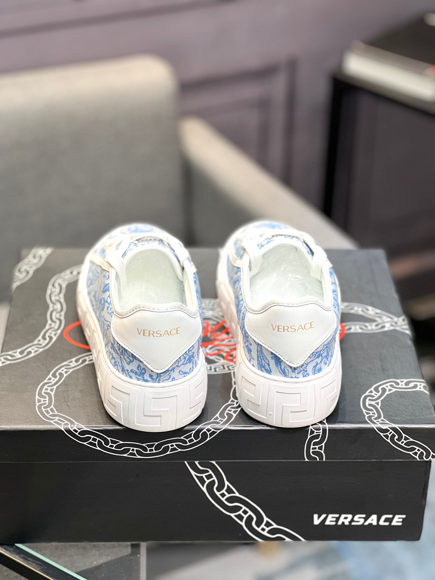 LuxluxHouse Best Quality Shoes Versace
