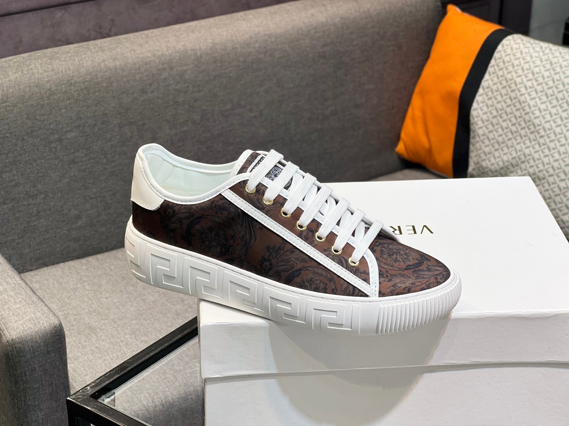 LuxluxHouse Best Quality Shoes Versace