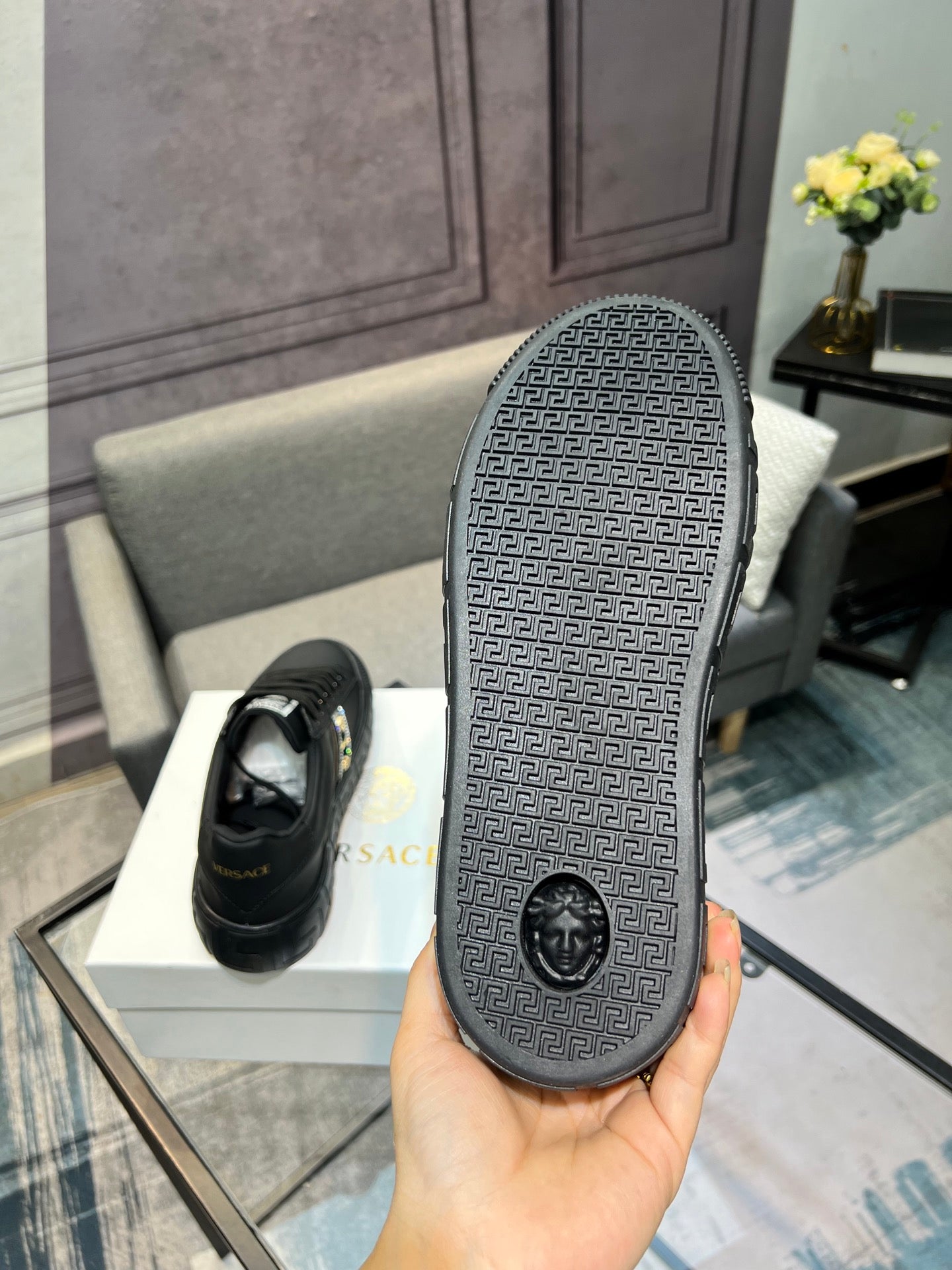LuxluxHouse Best Quality Shoes Versace