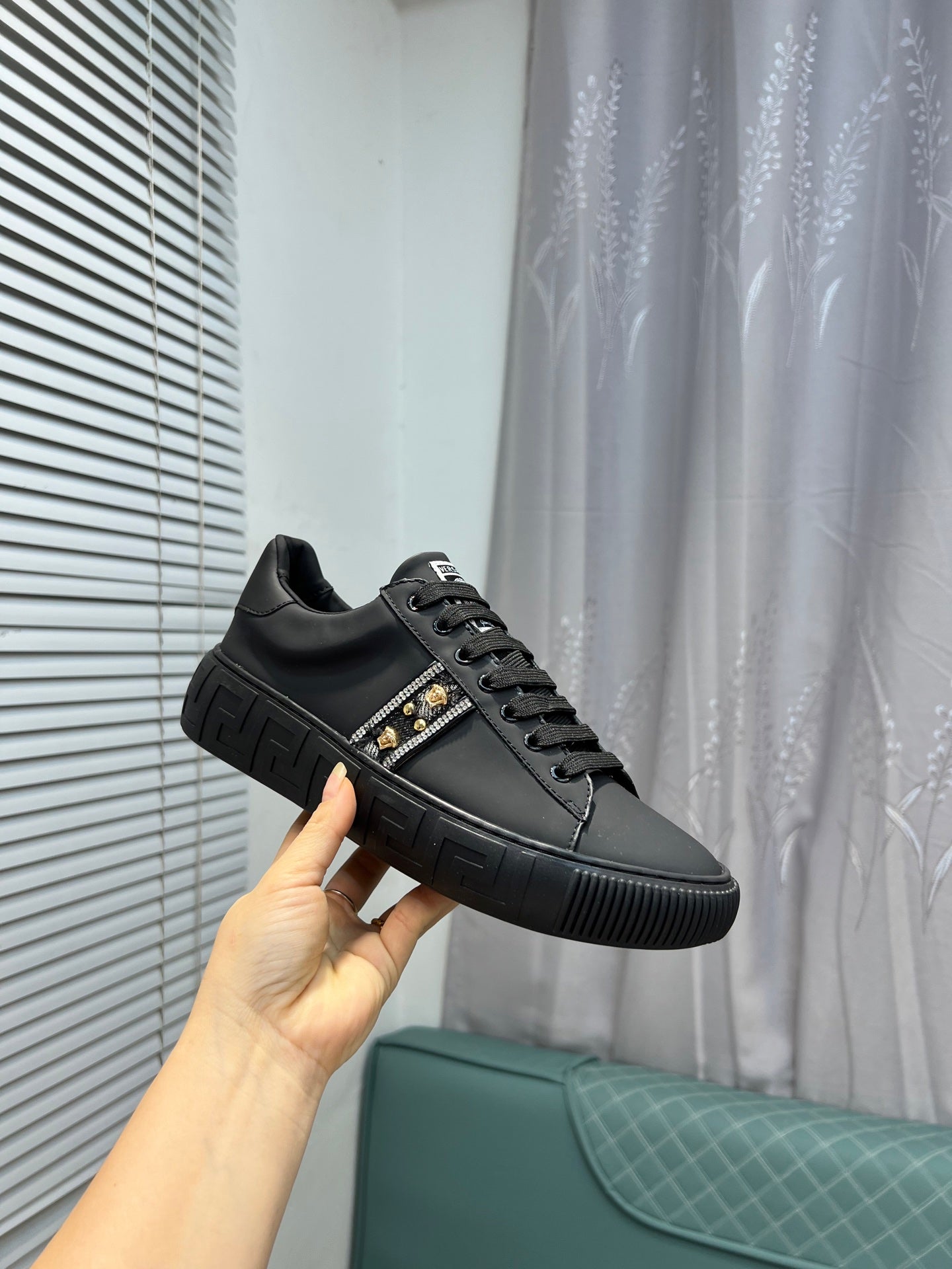 LuxluxHouse Best Quality Shoes Versace