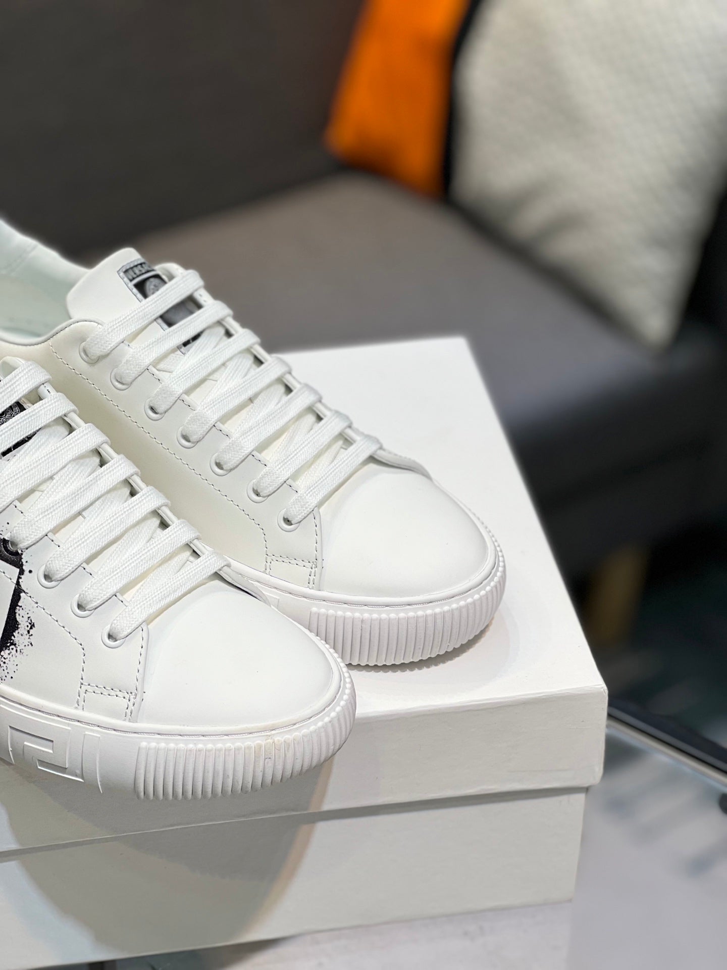 LuxluxHouse Best Quality Shoes Versace