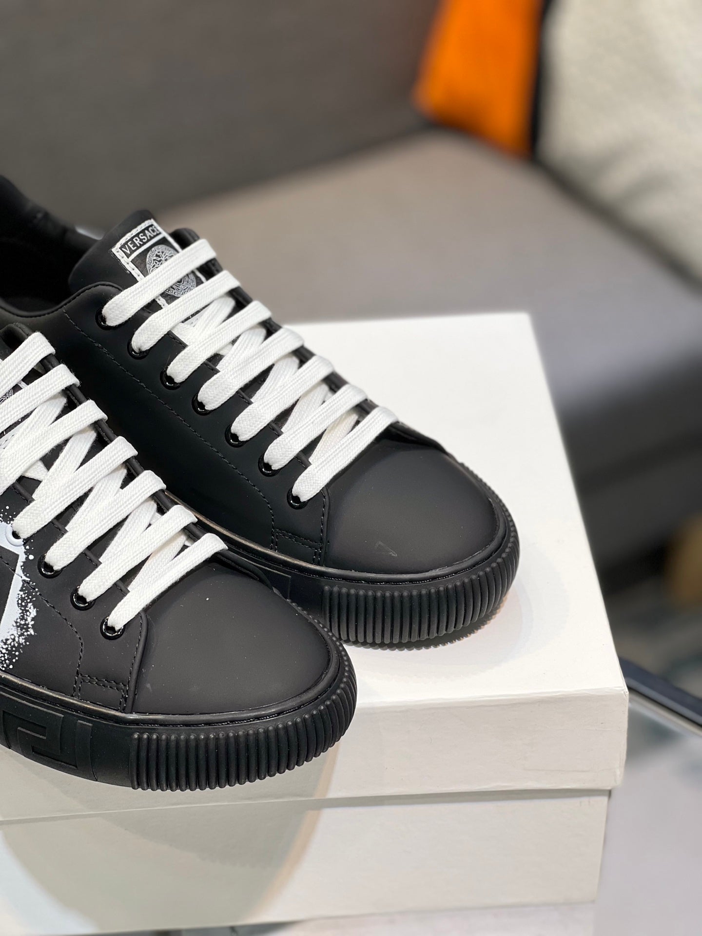 LuxluxHouse Best Quality Shoes Versace