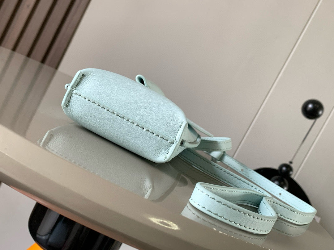 LuxluxHouse Best Quality Bags Loewe