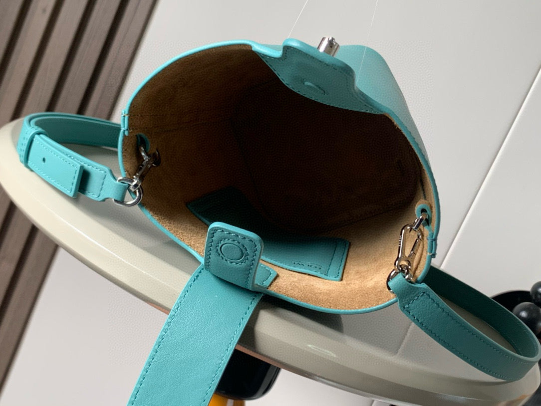 LuxluxHouse Best Quality Bags Loewe
