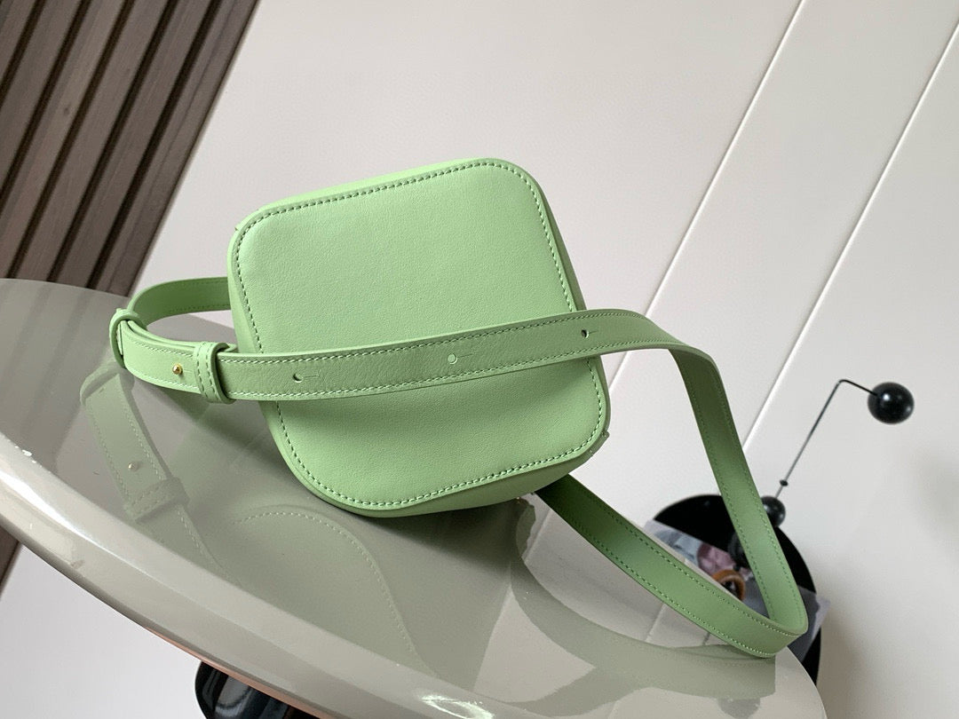 LuxluxHouse Best Quality Bags Loewe