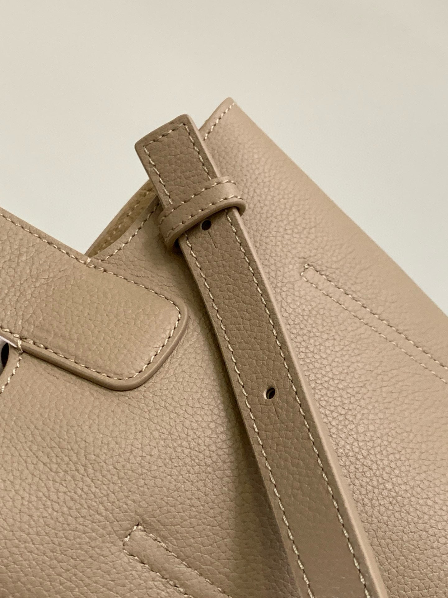 LuxluxHouse Best Quality Bags Loewe