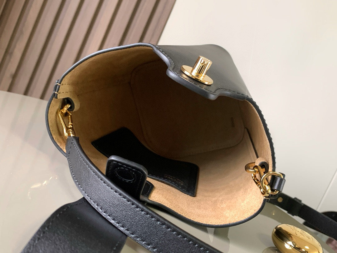 LuxluxHouse Best Quality Bags Loewe