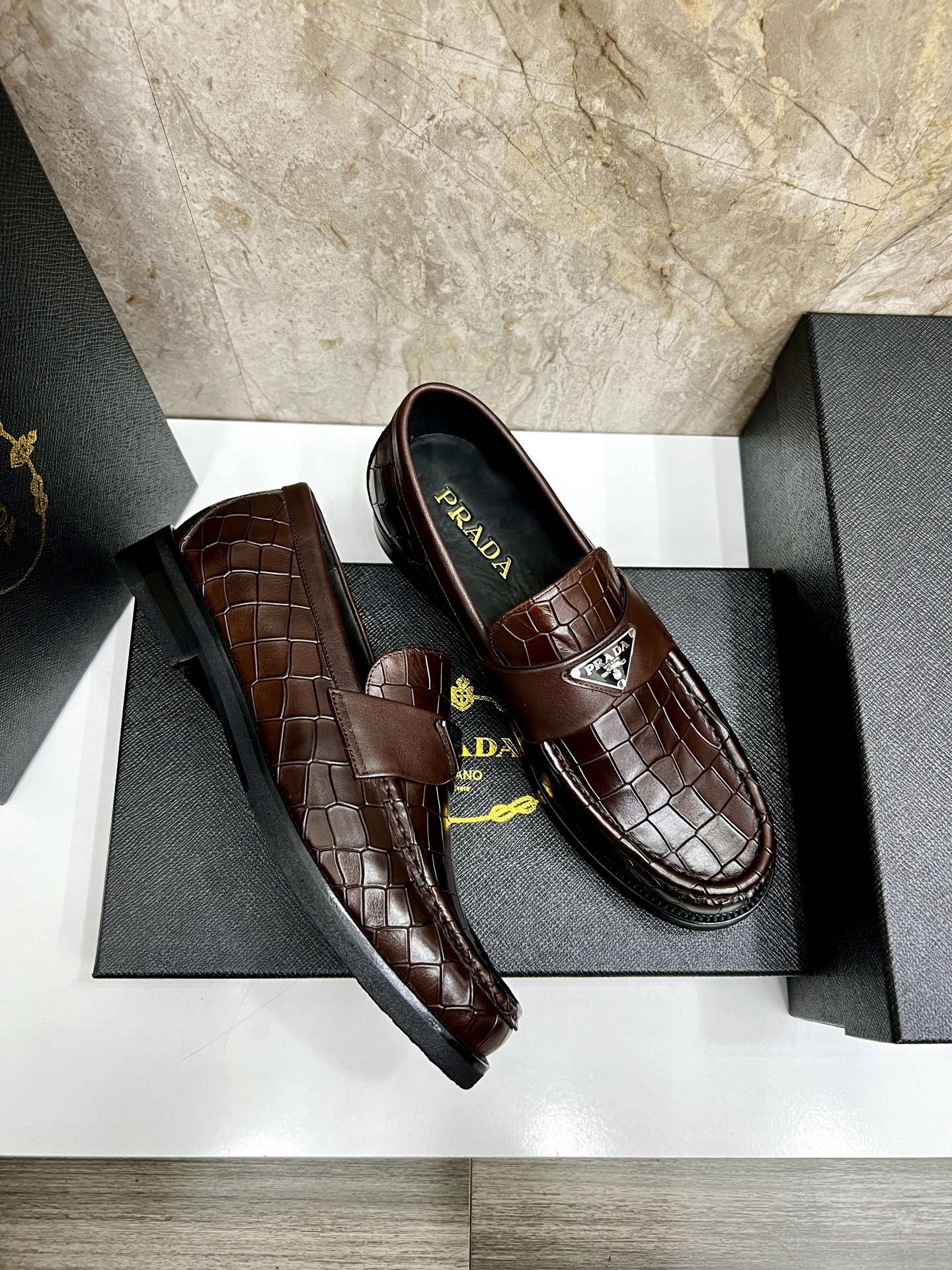 LuxluxHouse Best Quality Shoes Prada