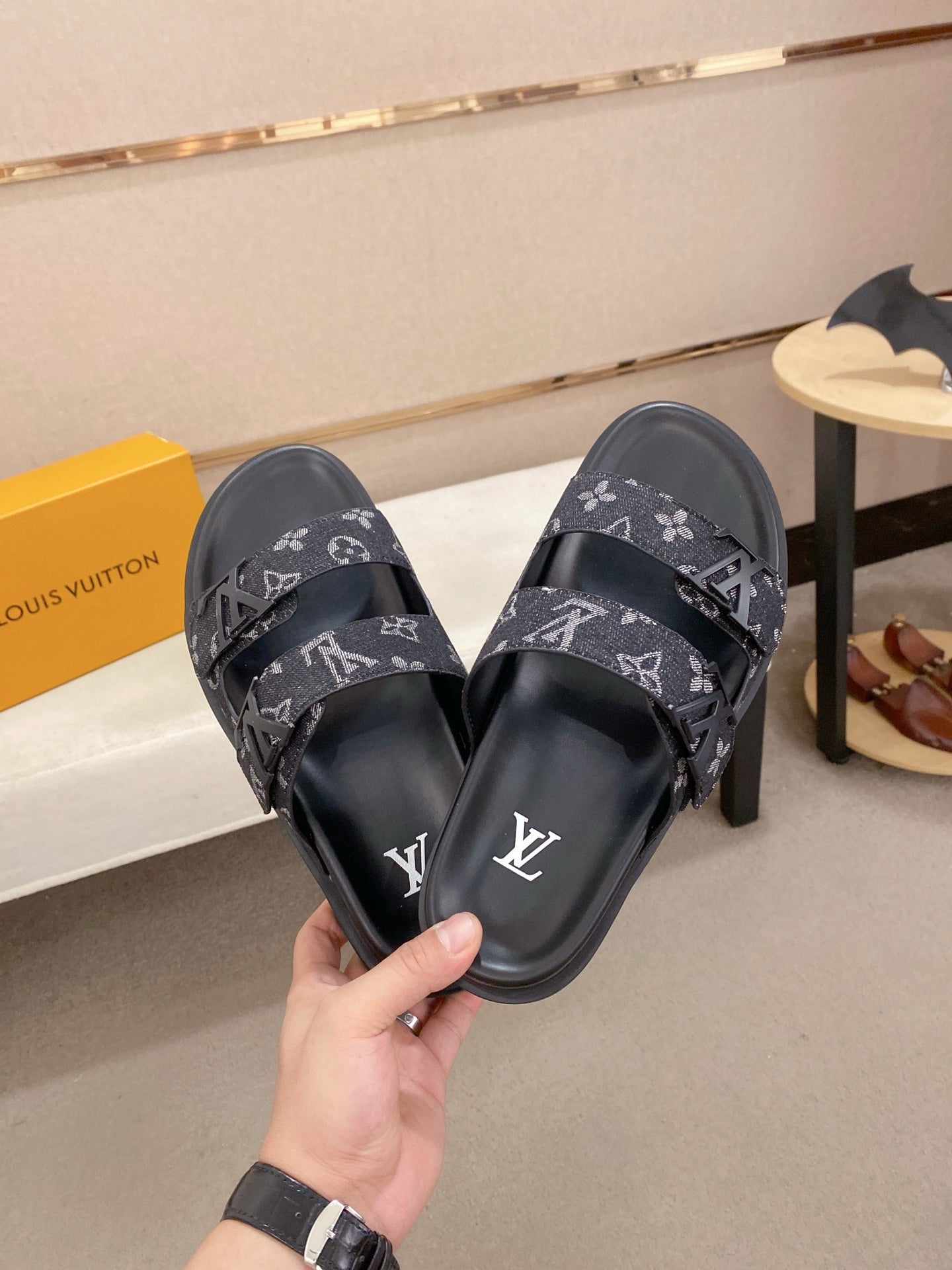 LuxluxHouse Best Quality Sandals Louis Vuitton